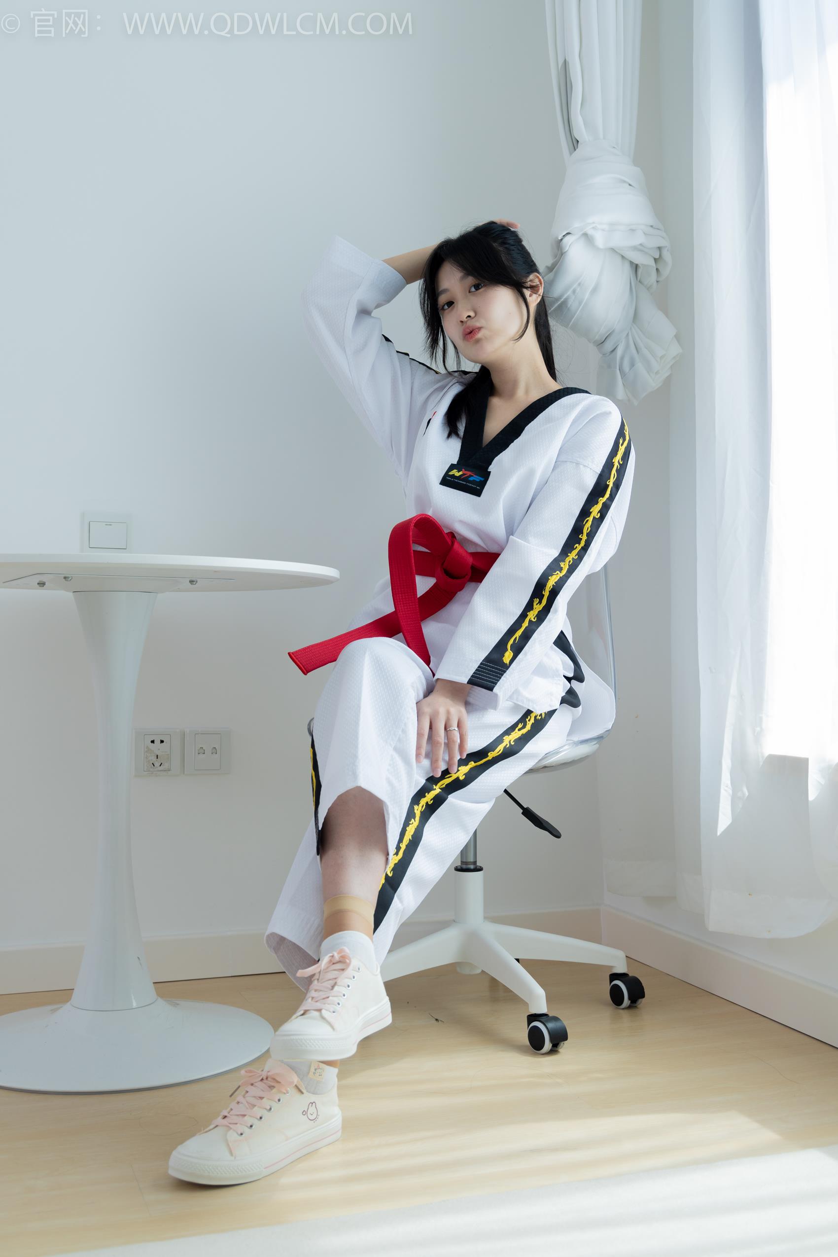 图片[31]-物恋传媒 NO.1726 小敏-爱的抛物线[160P] – 速更版-美库