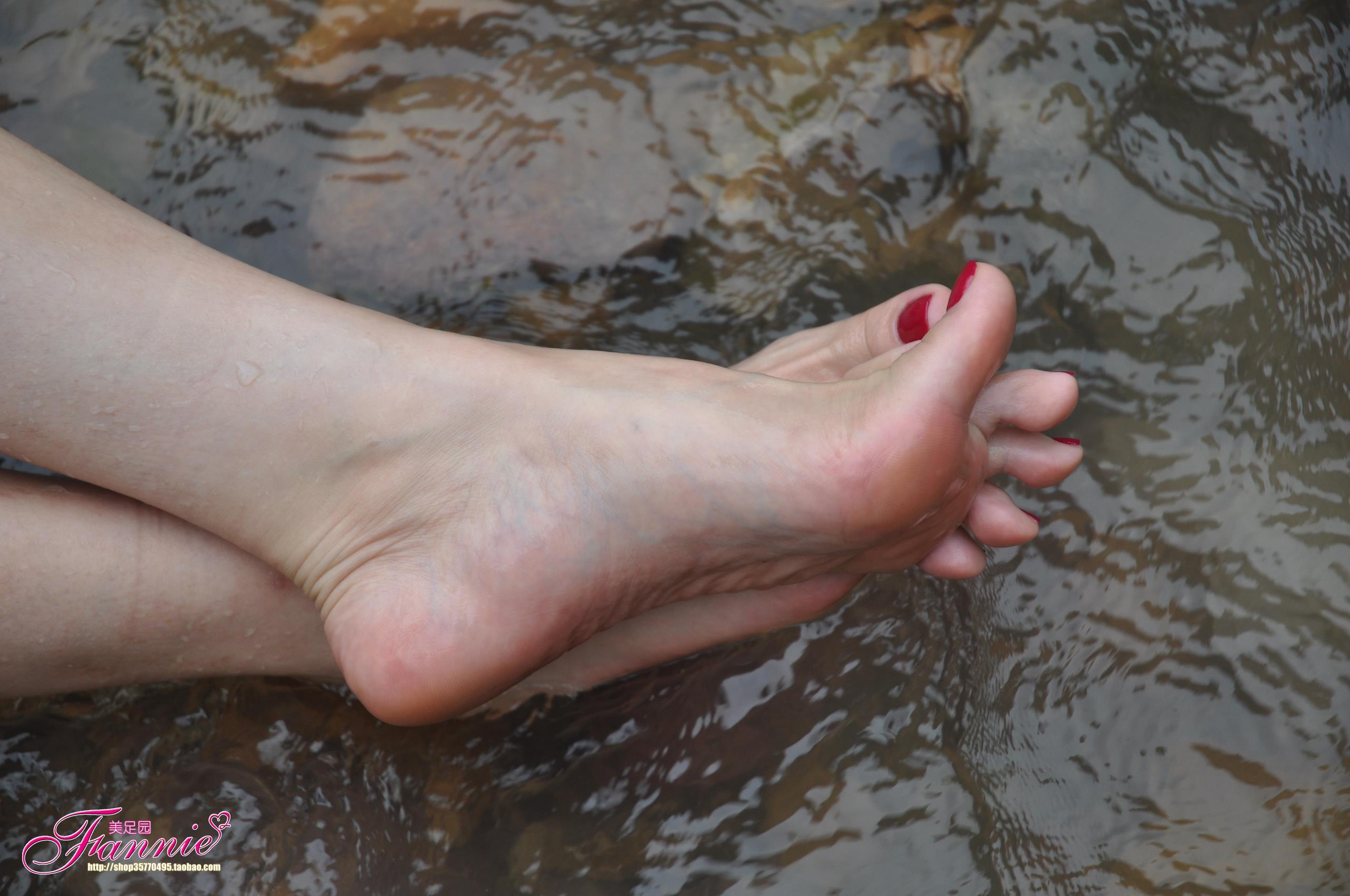 图片[16]-Fannie芬妮每足园 No.257 凌波微步 [78P] – 速更版-美库