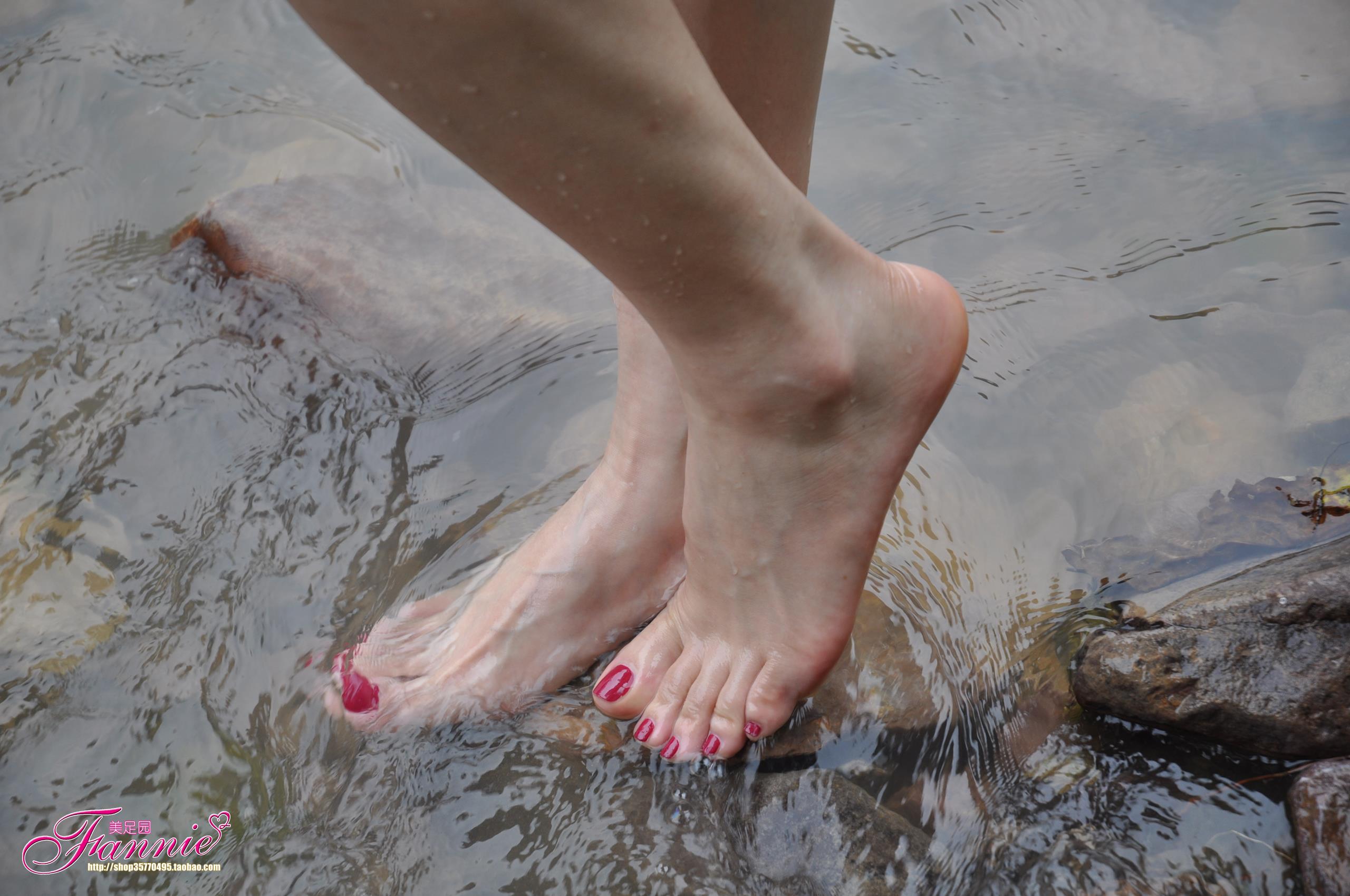 图片[37]-Fannie芬妮每足园 No.257 凌波微步 [78P] – 速更版-美库