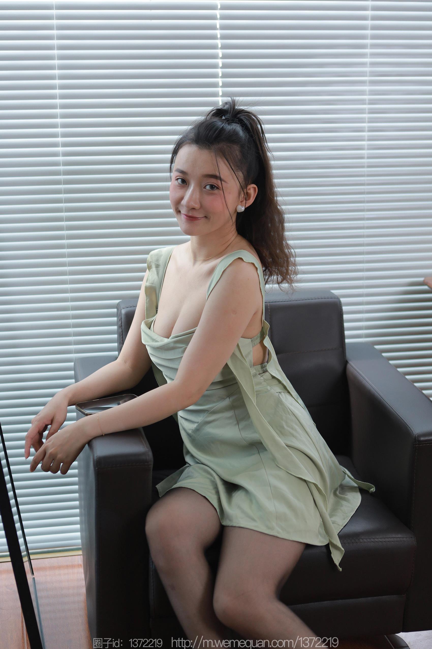 图片[15]-[IESS异思趣向] 2023.10.03 丝享家1549：秋秋《深邃的沟壑》[85P] – 速更版-美库