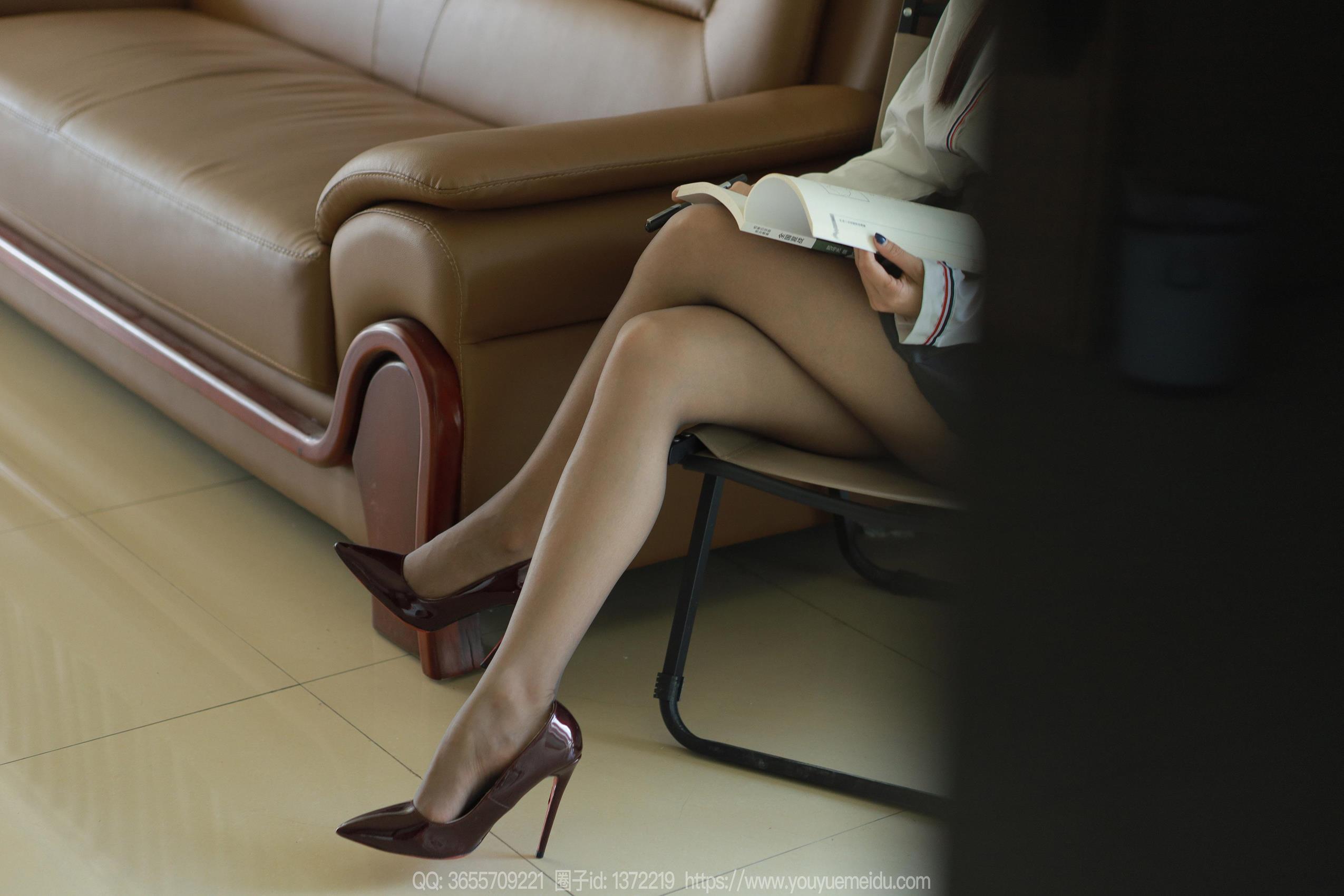 图片[85]-[IESS异思趣向] 2023.10.05 丝享家1551：婉萍《爱看书的女人》[84P] – 速更版-美库