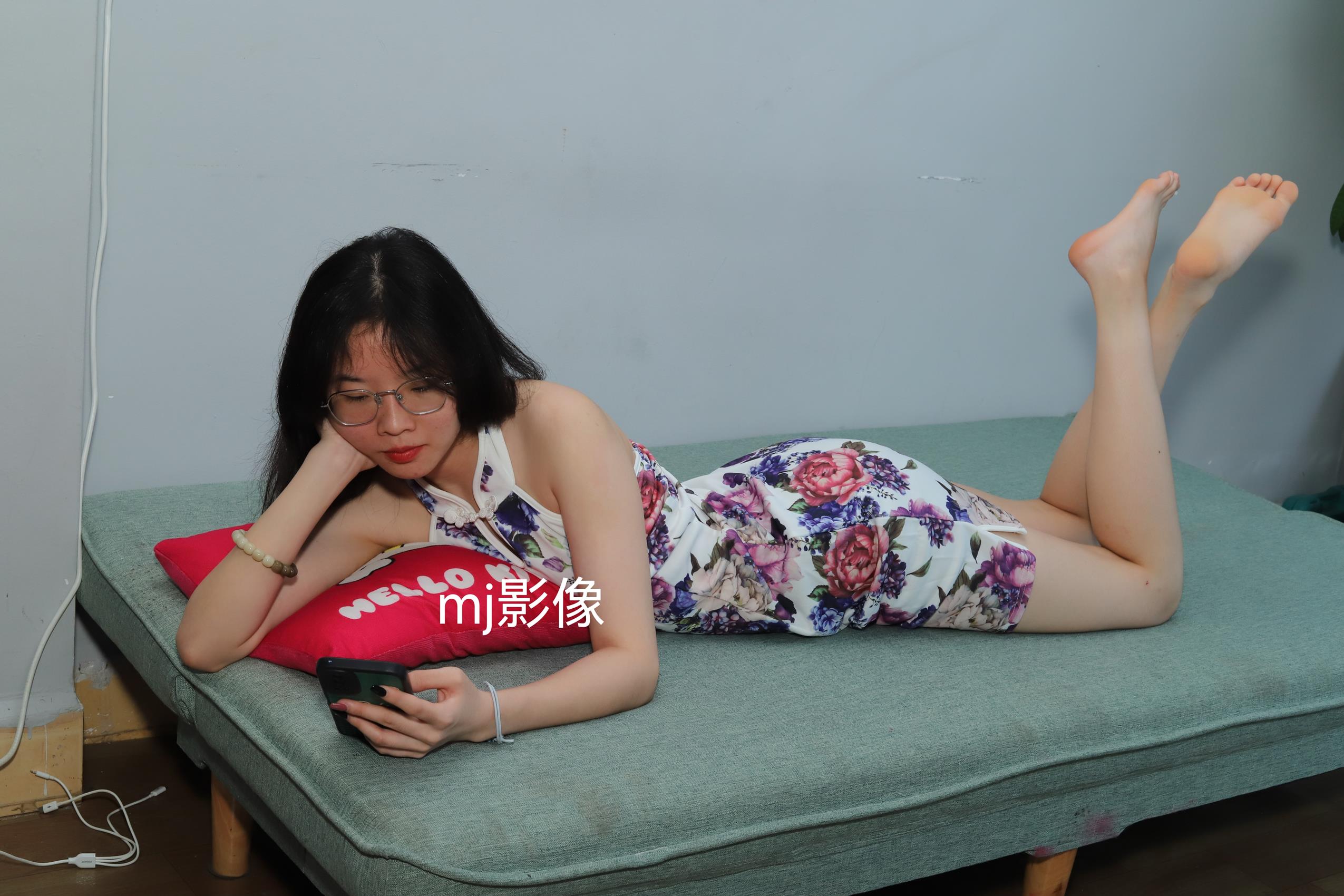 图片[54]-Pary摄影 NO.064 珊珊实习期再次展示39码修长大白脚[150P] – 速更版-美库