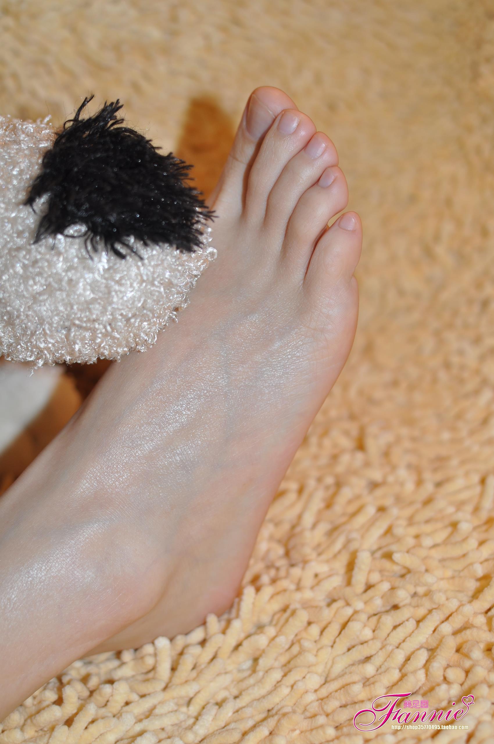 图片[15]-Fannie芬妮每足园 No.261 裸色-1 [44P] – 速更版-美库