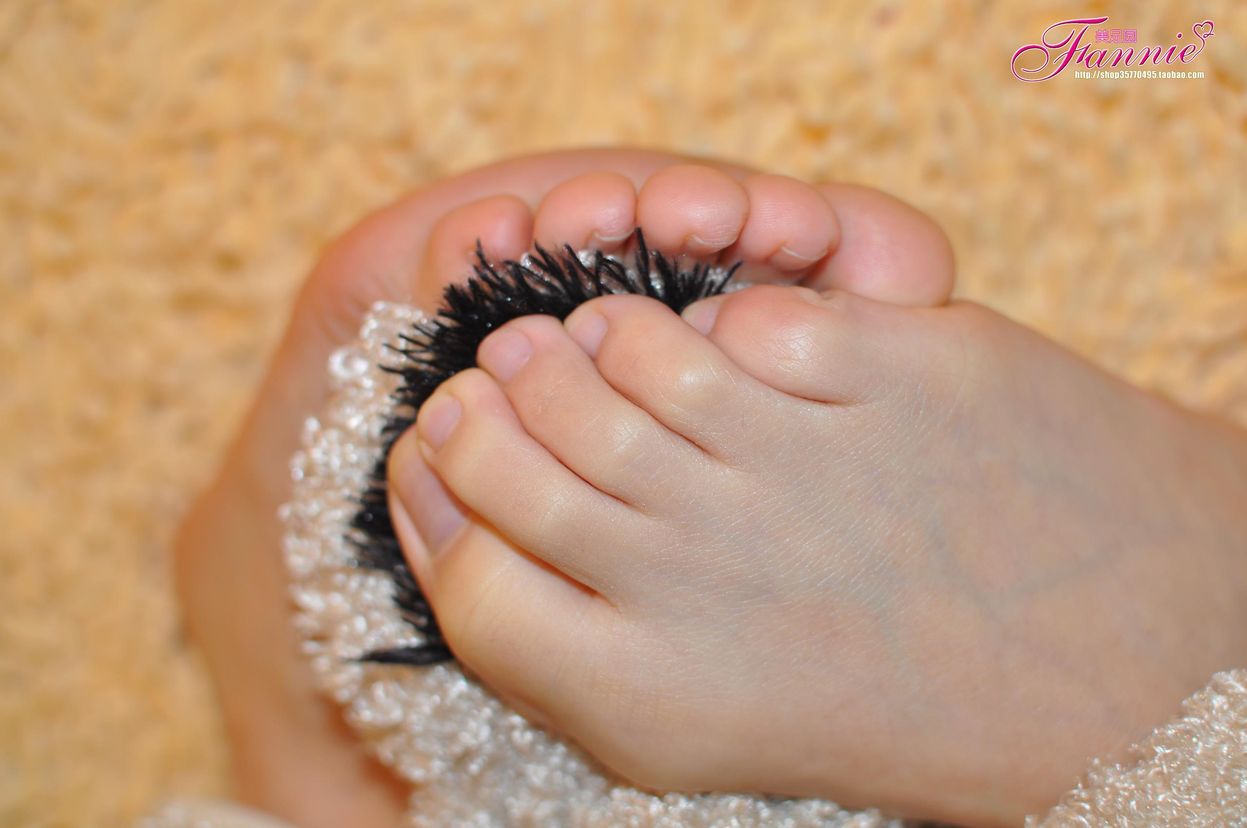 图片[16]-Fannie芬妮每足园 No.261 裸色-1 [44P] – 速更版-美库