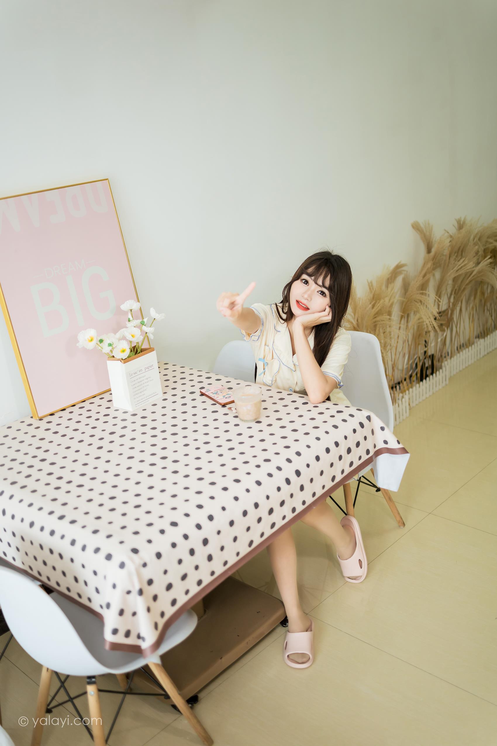 图片[18]-[YALAYI雅拉伊]2023.07.10 NO.1046 清晨故事 小亭[45+1P] – 速更版-美库