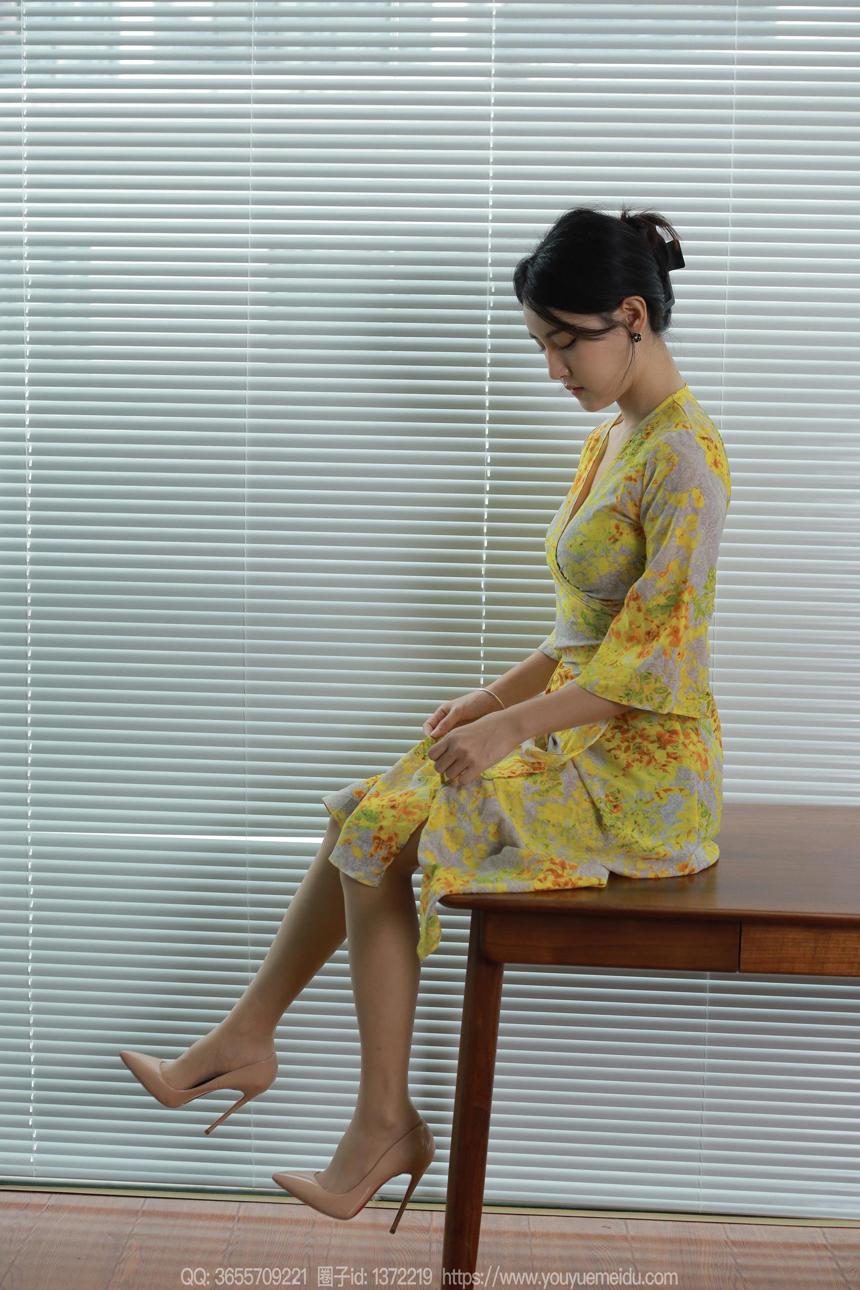 图片[18]-[IESS异思趣向] 2023.10.10 丝享家1555：小宝《黄色战袍》[82P] – 速更版-美库