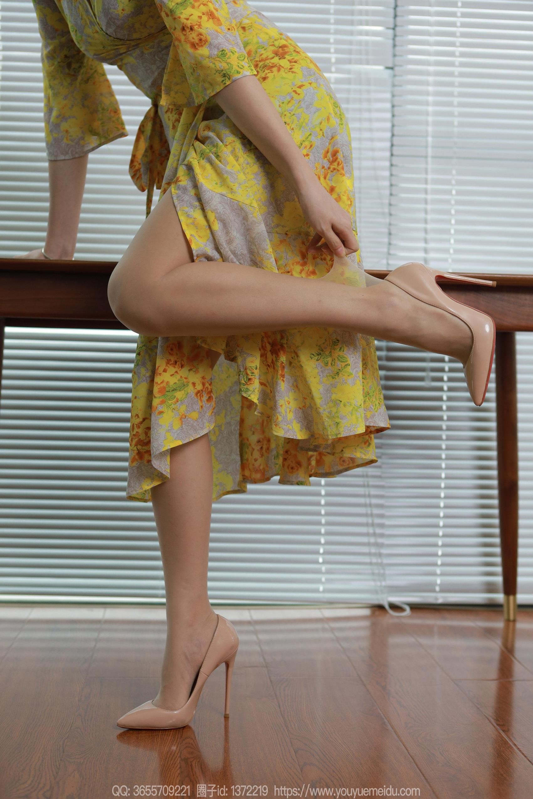 图片[38]-[IESS异思趣向] 2023.10.10 丝享家1555：小宝《黄色战袍》[82P] – 速更版-美库