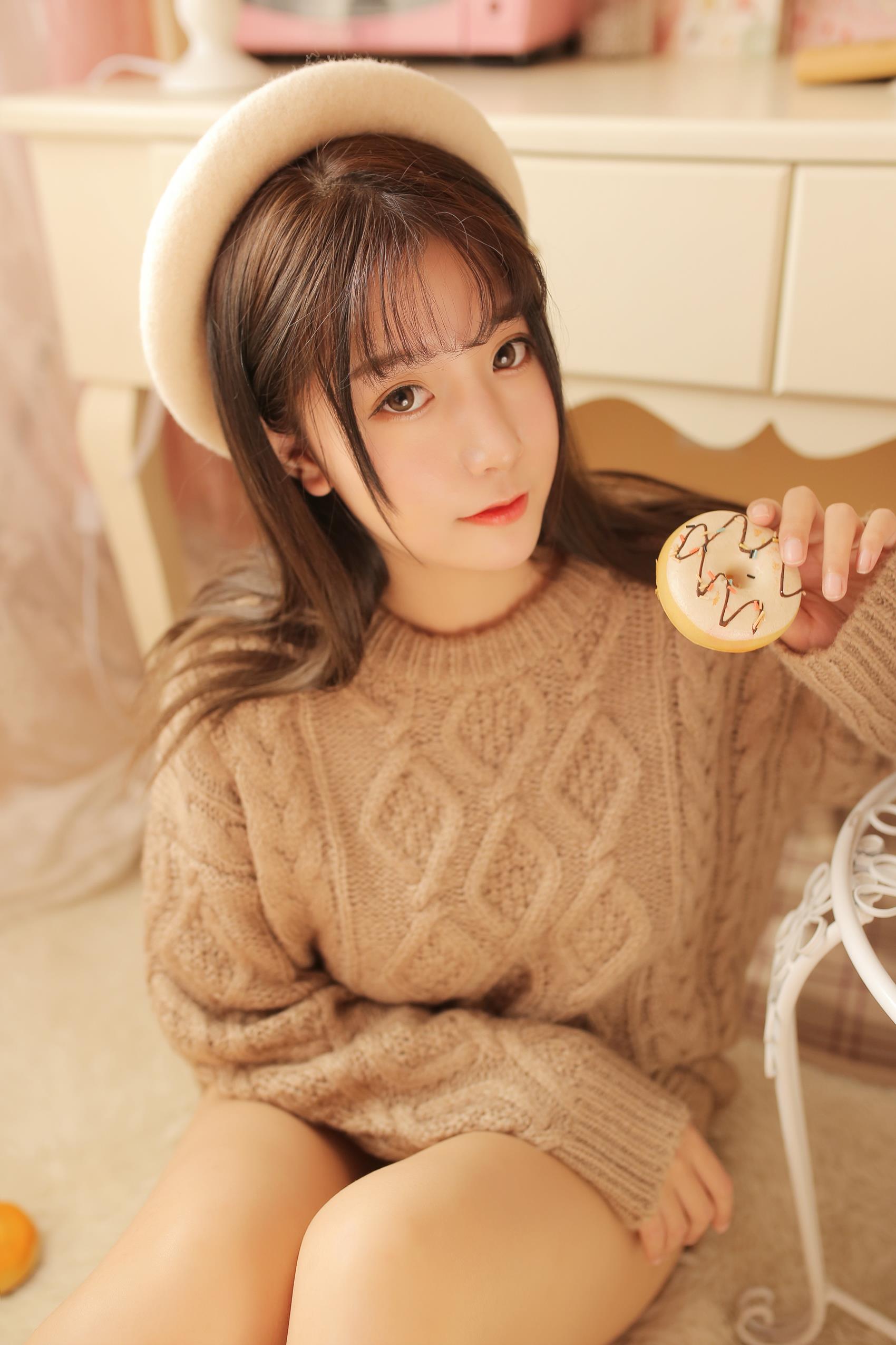 图片[30]-网紅Coser@ 猫九酱 驼色毛衣[34P] – 速更版-美库