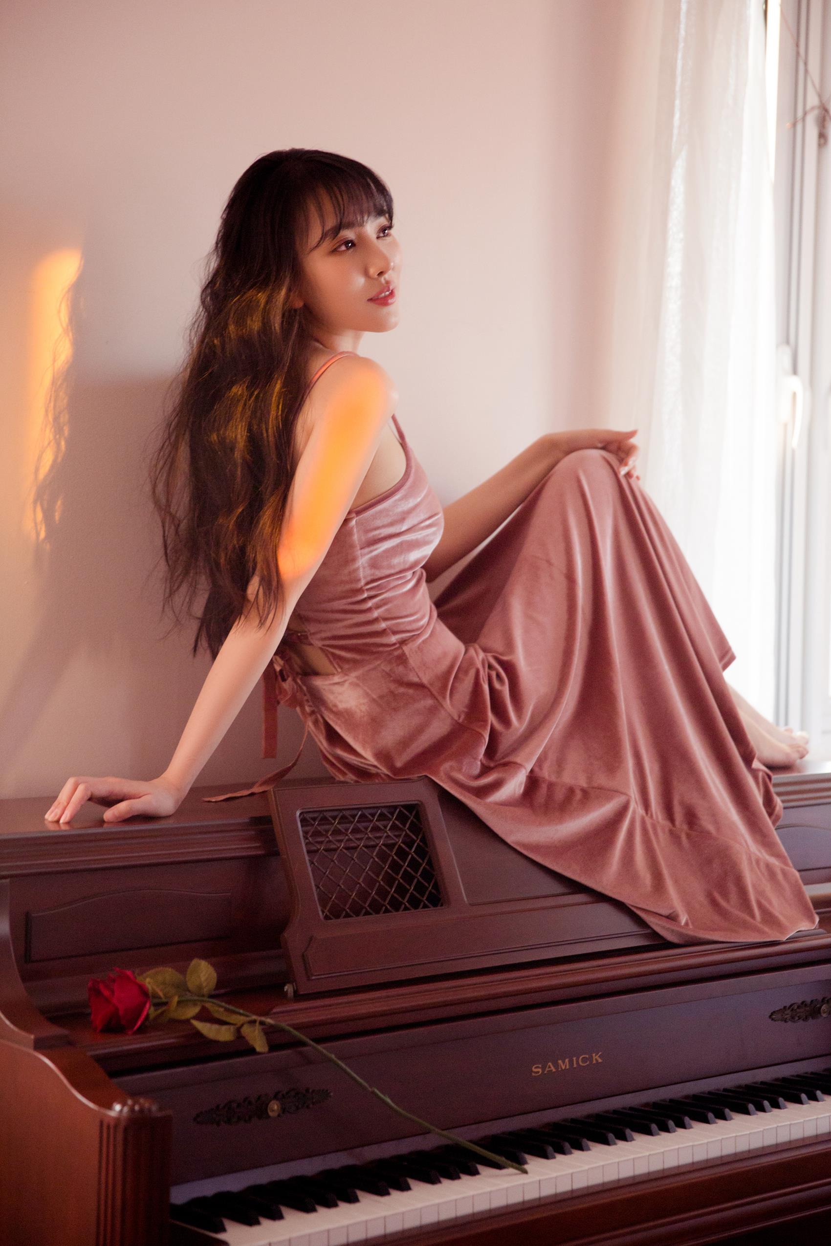 图片[14]-[YALAYI雅拉伊]2023.07.21 NO.1049 迷人的你[29+1P] – 速更版-美库