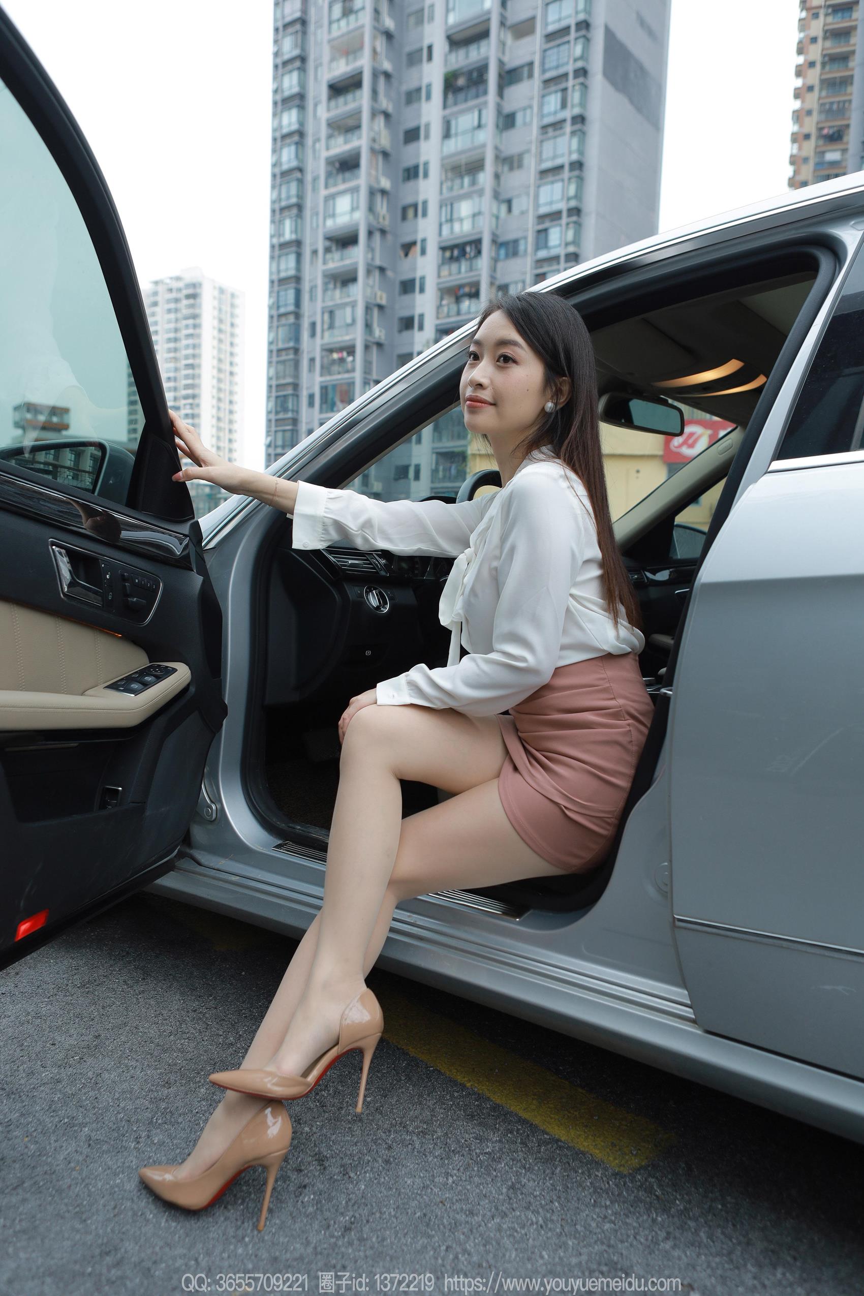 图片[85]-[IESS异思趣向] 2023.10.16 丝享家1560：小婕《车里车外》[84P] – 速更版-美库