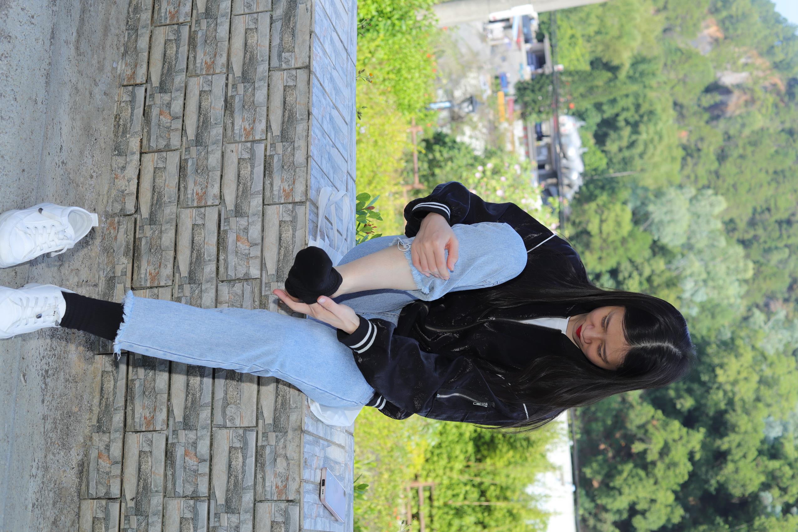 图片[87]-Pary摄影 NO.068 极品美女小芳公园脱掉鞋袜展示极品美脚[86P] – 速更版-美库