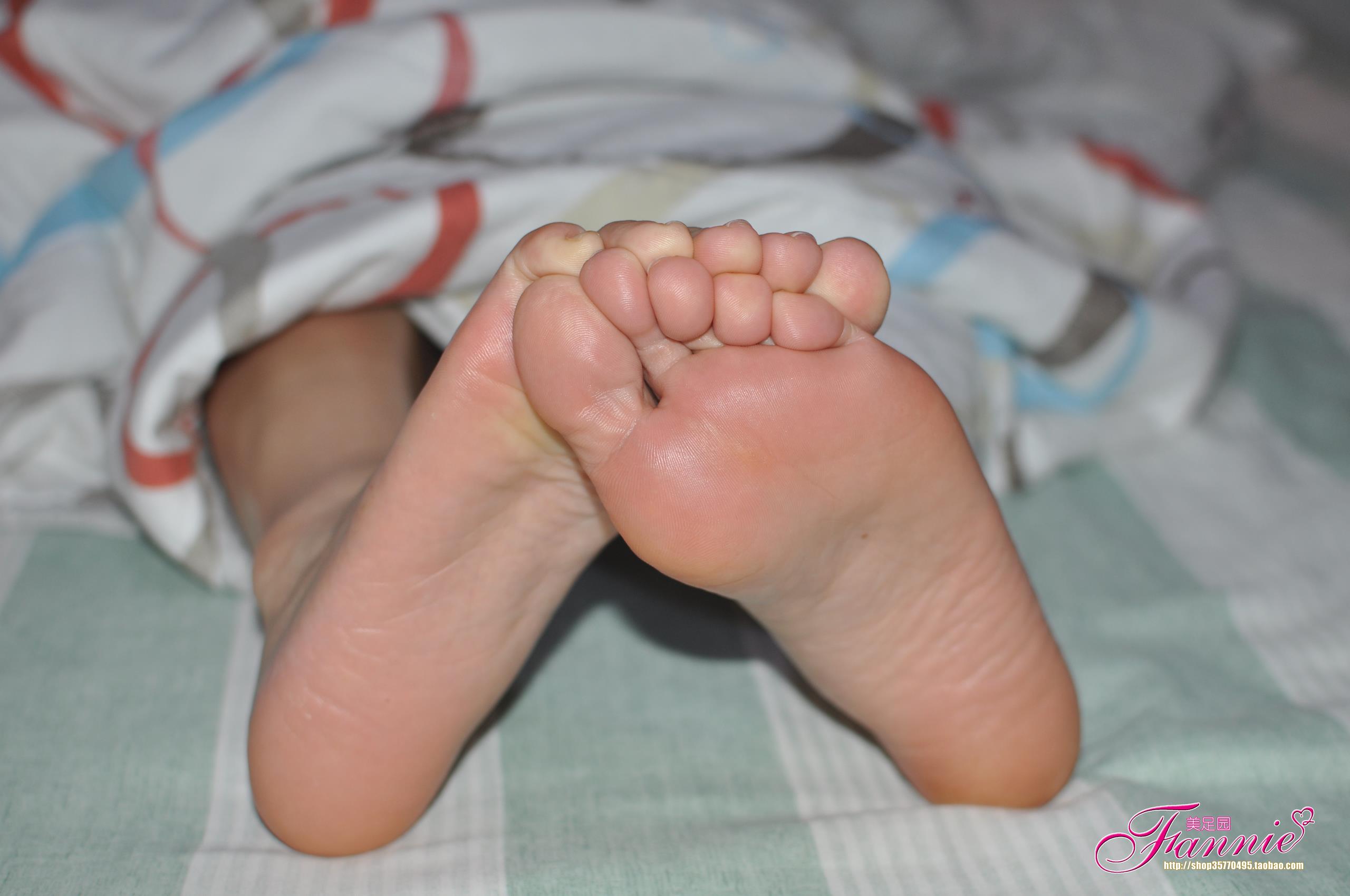 图片[33]-Fannie芬妮每足园 No.275 裸足底特写-7 [54P] – 速更版-美库