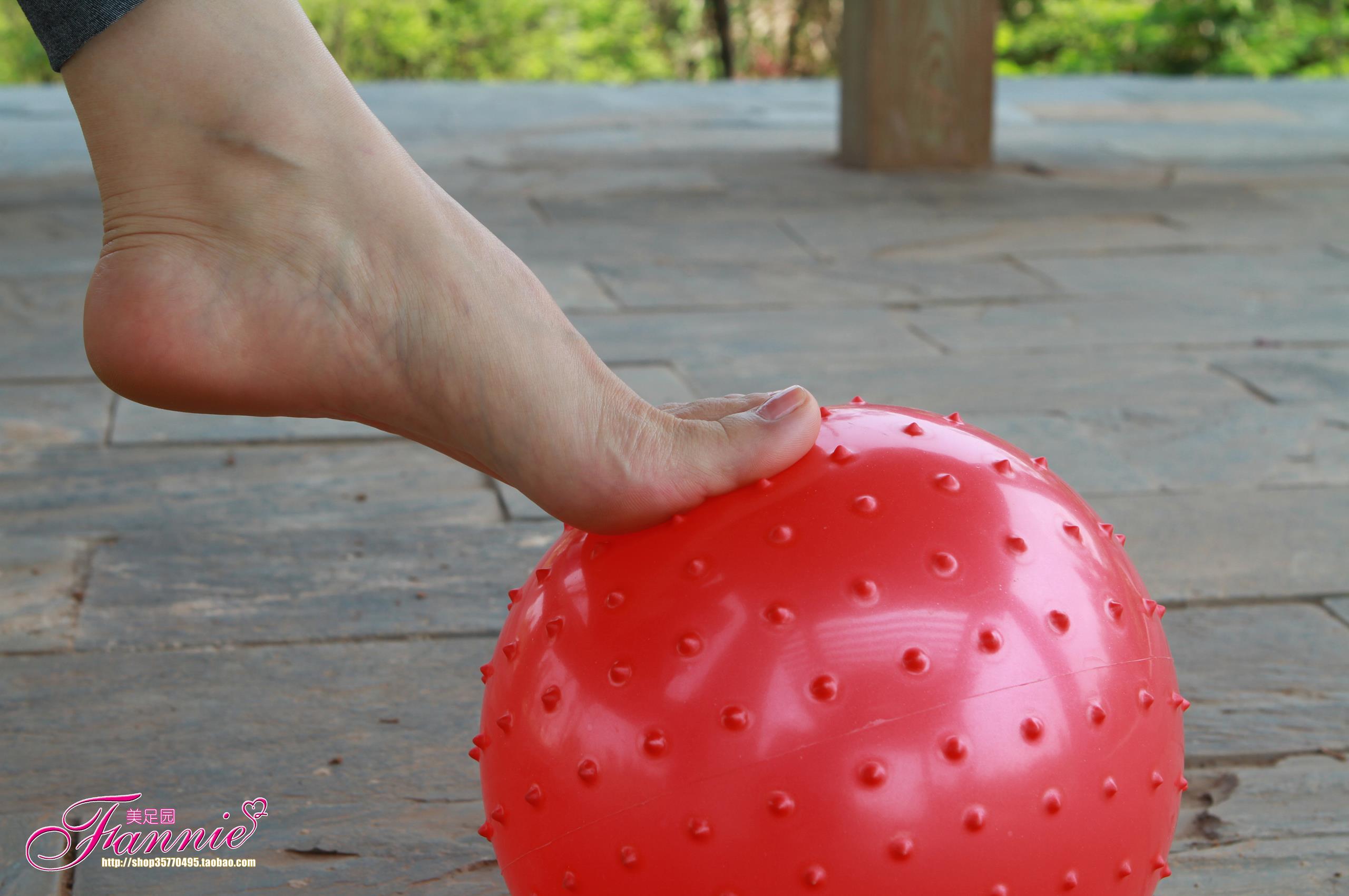 图片[40]-Fannie芬妮每足园 No.276 裸足高跟黑丝特辑 [120P] – 速更版-美库