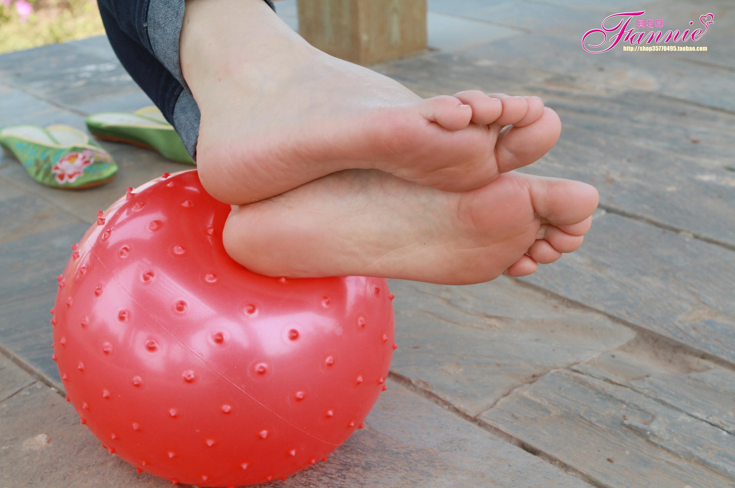 图片[47]-Fannie芬妮每足园 No.276 裸足高跟黑丝特辑 [120P] – 速更版-美库