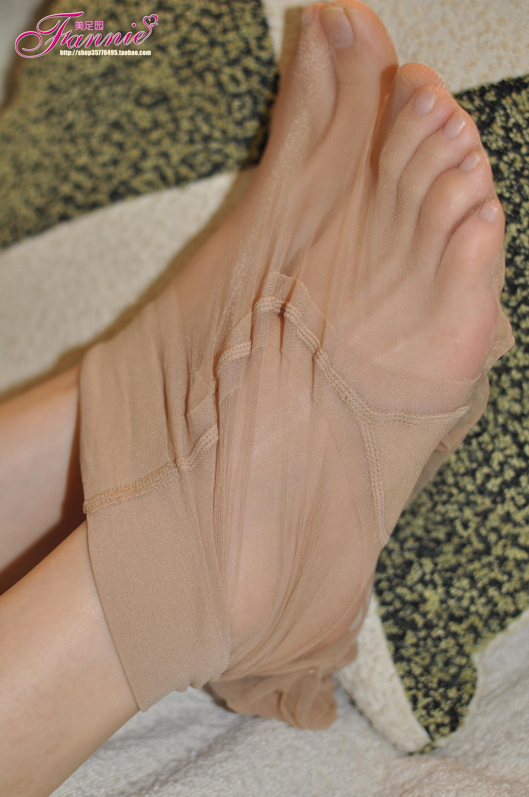 图片[26]-Fannie芬妮每足园 No.277 裸足高跟肉丝特辑 [55P] – 速更版-美库