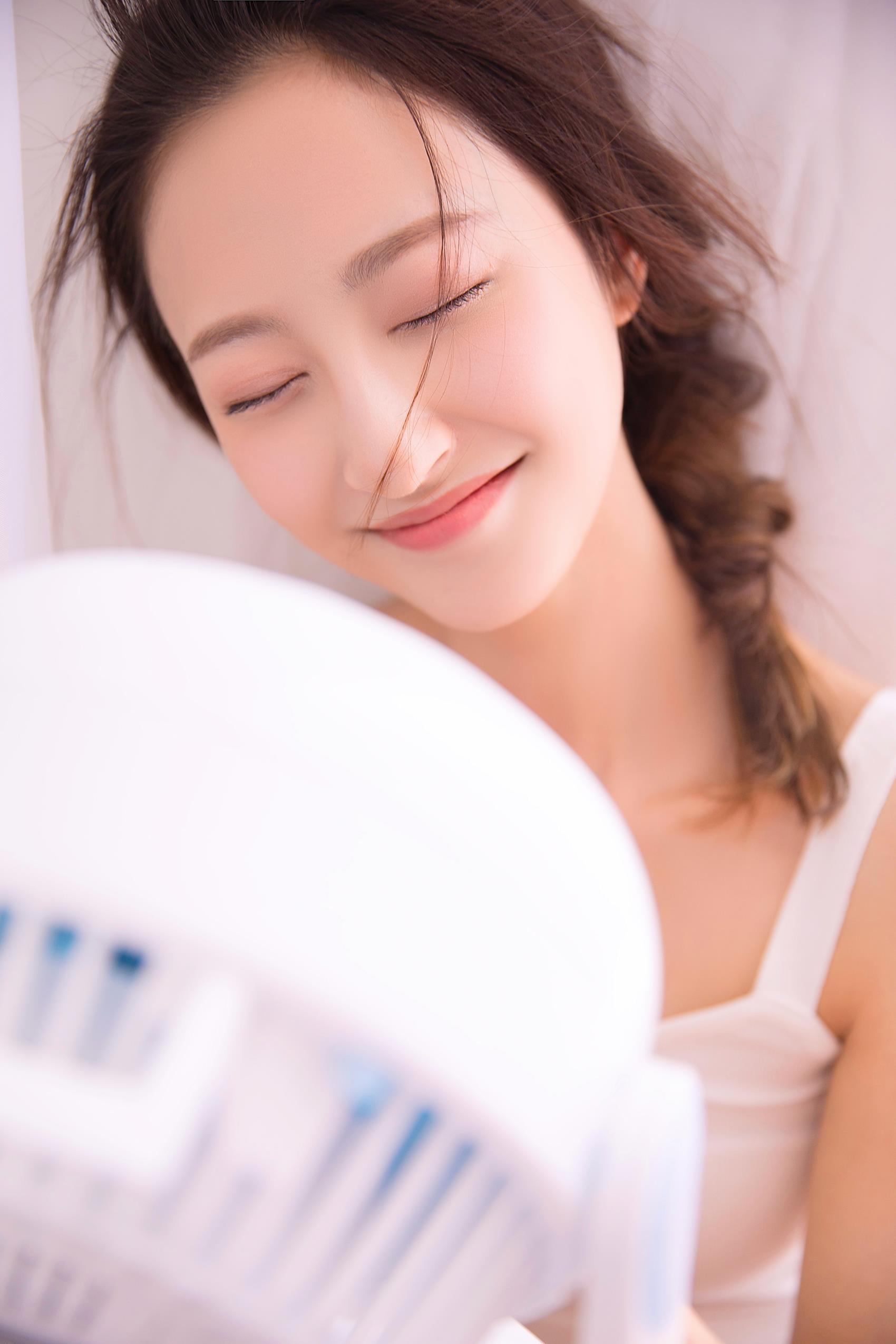 图片[25]-[YALAYI雅拉伊]2023.07.26 NO.1051 眼里花影[24+1P] – 速更版-美库