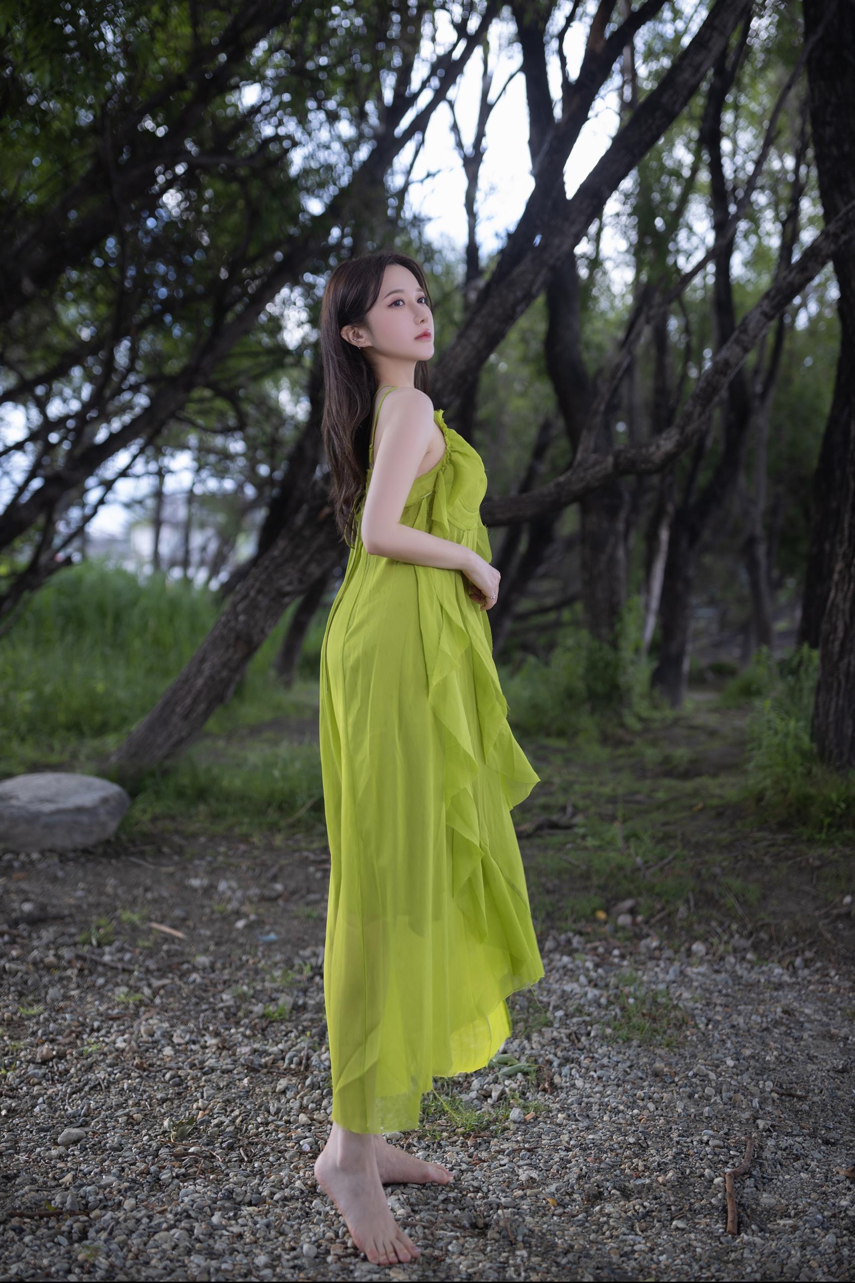 图片[21]-鱼子酱Fish – 内购私拍 四季 春夏秋冬 [44P] – 速更版-美库