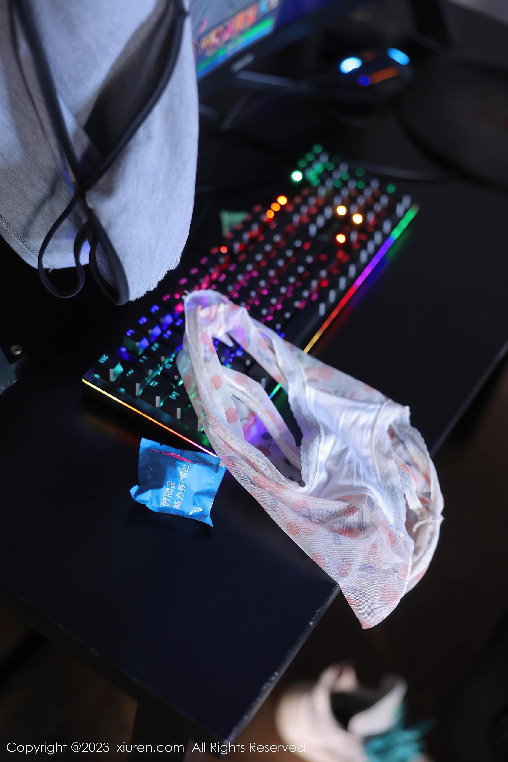 图片[15]-[Xiuren秀人网]2023.10.20 NO.7540 白笑笑[25+1P] – 速更版-美库