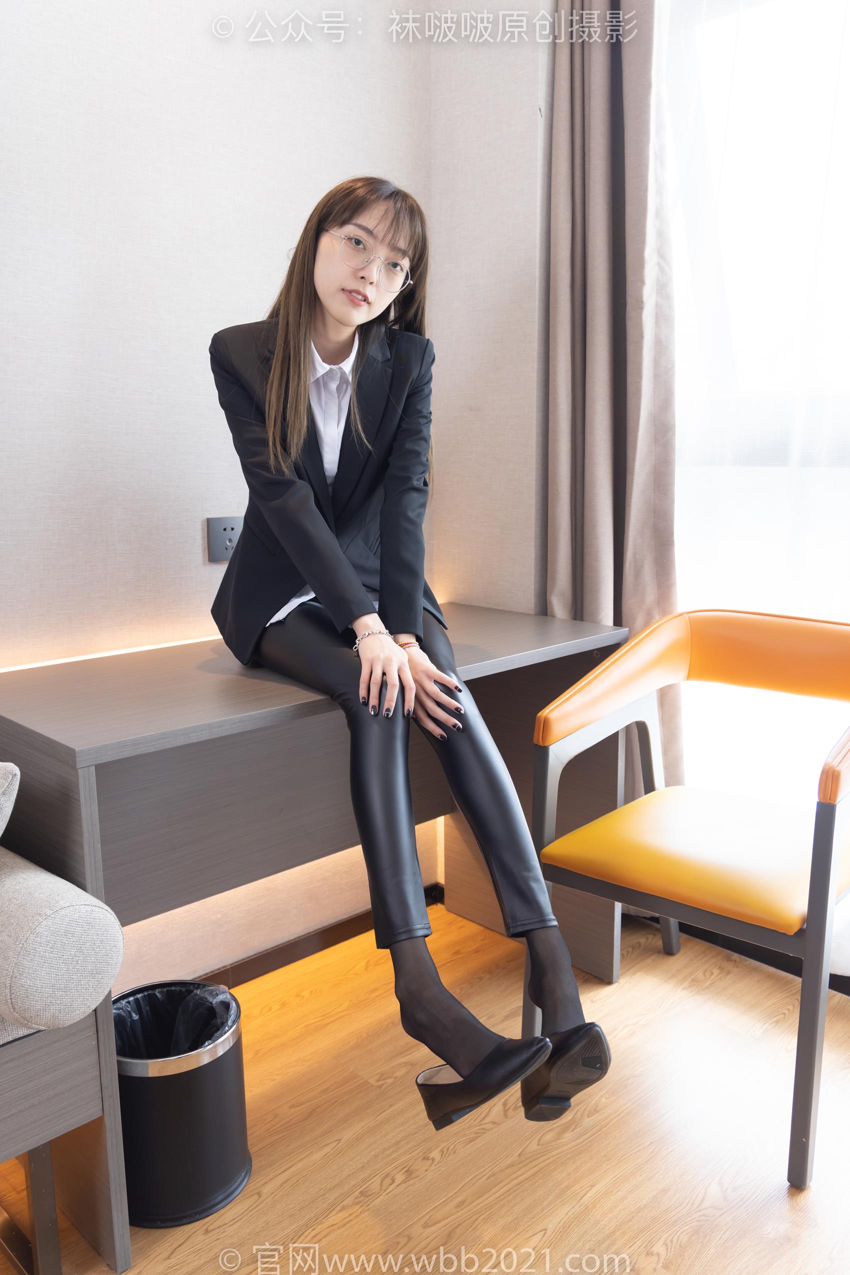 图片[41]-[BoBoSocks袜啵啵]NO.297 稚予-平底鞋、黑丝、皮裤裤里丝[140P] – 速更版-美库