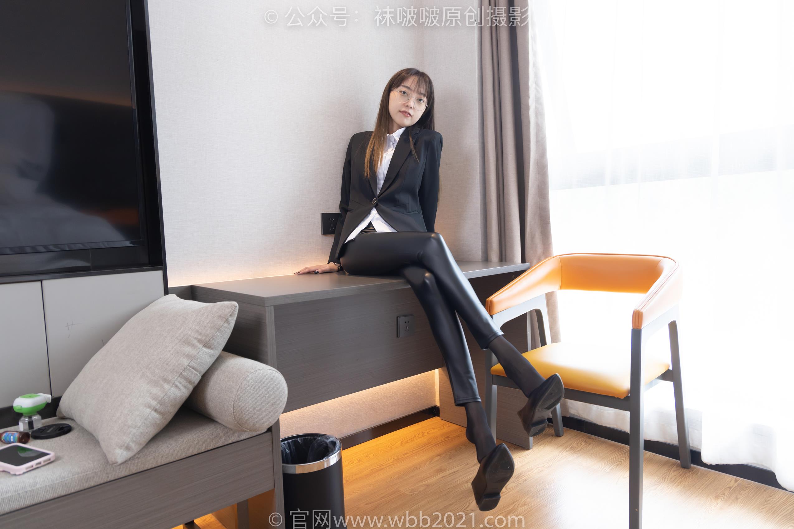 图片[43]-[BoBoSocks袜啵啵]NO.297 稚予-平底鞋、黑丝、皮裤裤里丝[140P] – 速更版-美库