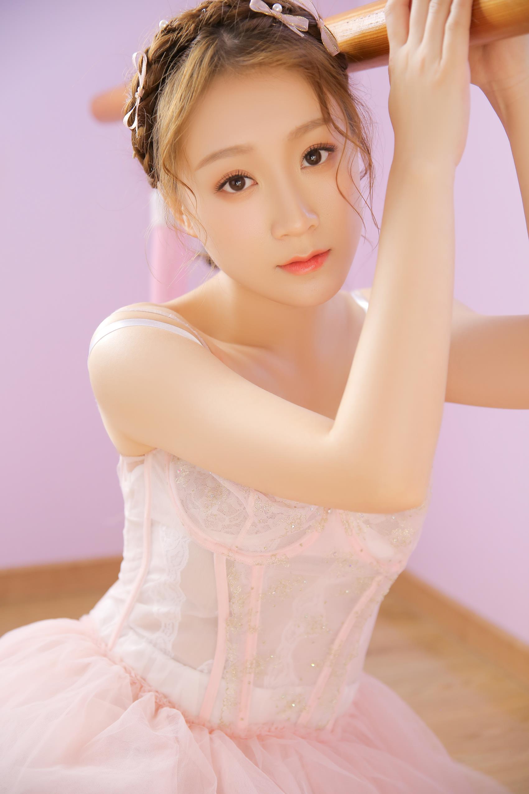 图片[19]-[YALAYI雅拉伊]2023.08.01 NO.1053 漠漠柔情[44+1P] – 速更版-美库