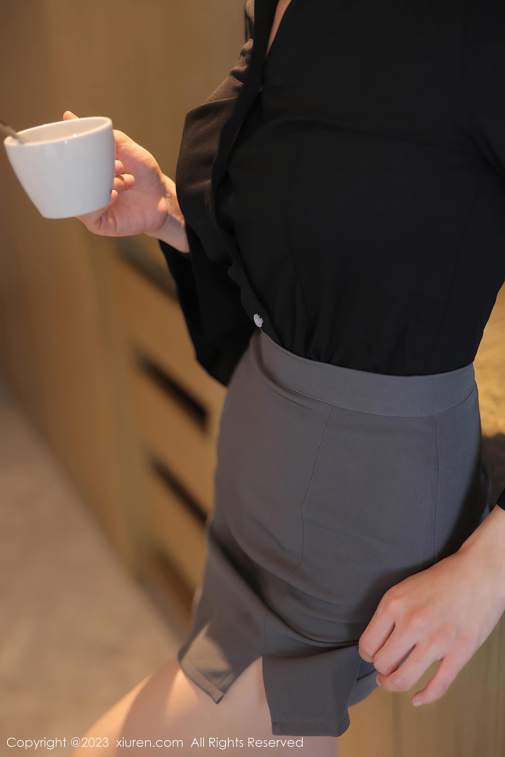 图片[19]-[Xiuren秀人网]2023.10.23 NO.7549 唐宁宁 客户的电话真讨厌 [22+1P] – 速更版-美库