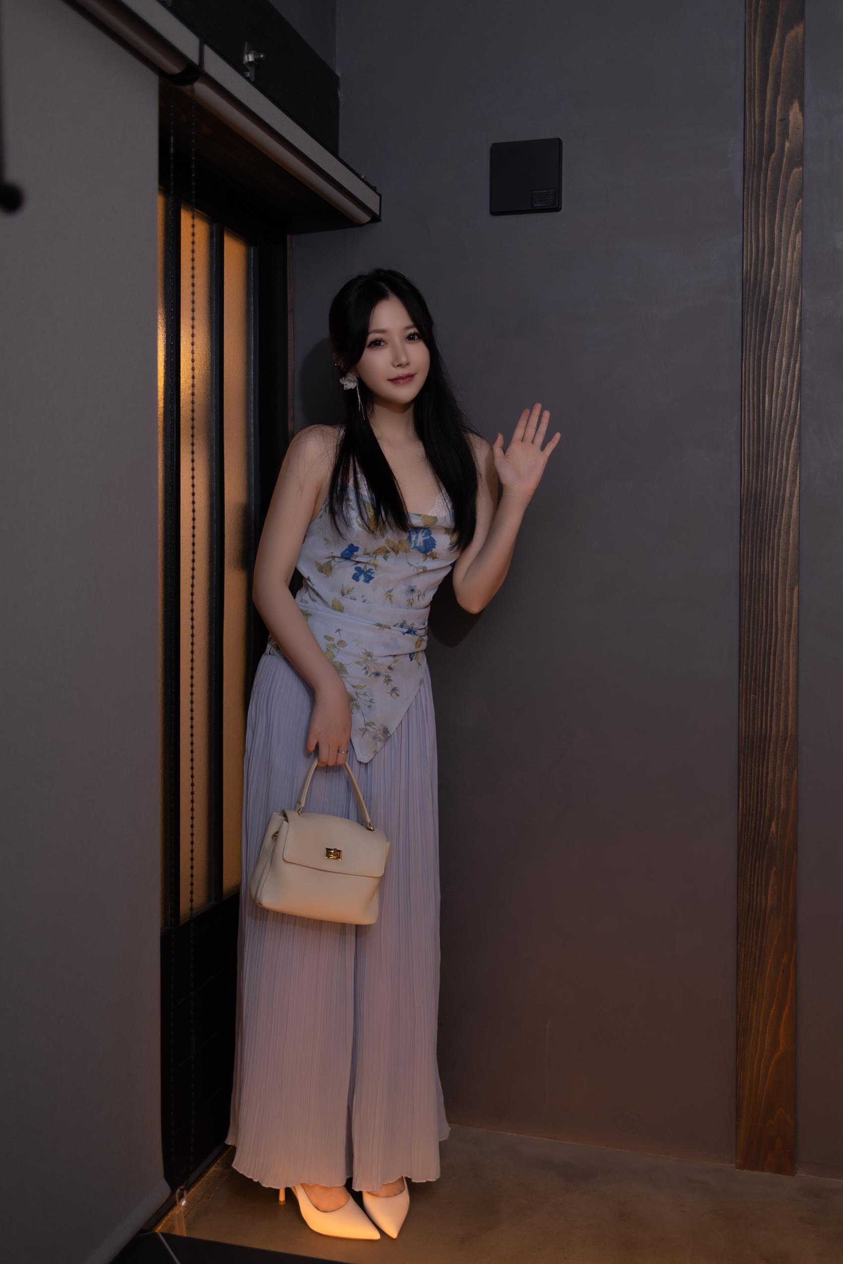 图片[14]-秀人名模鱼子酱Fish《她的体香》[29P] – 速更版-美库