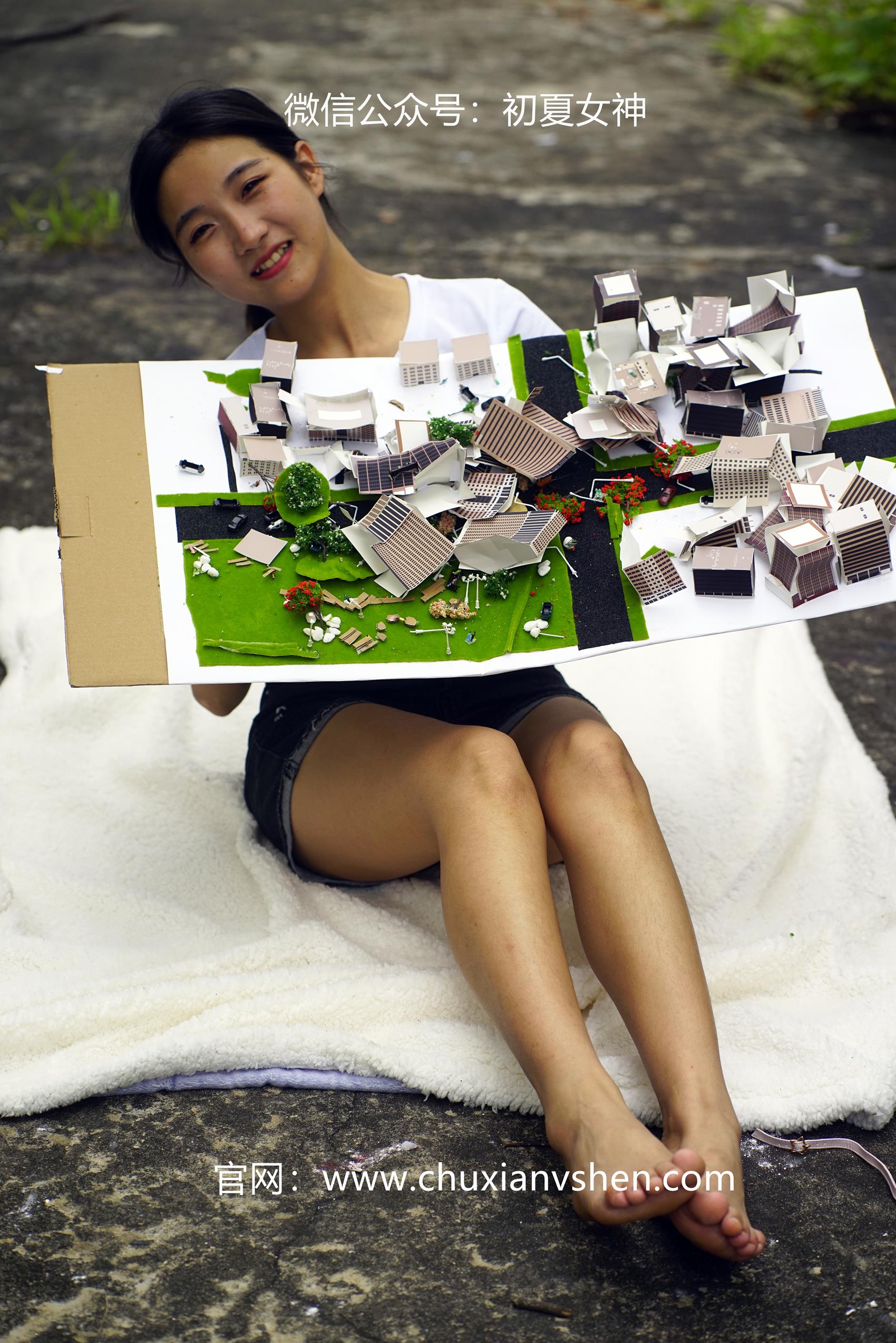 图片[37]-初夏女神 NO.066 点点 误入小人国[110P] – 速更版-美库