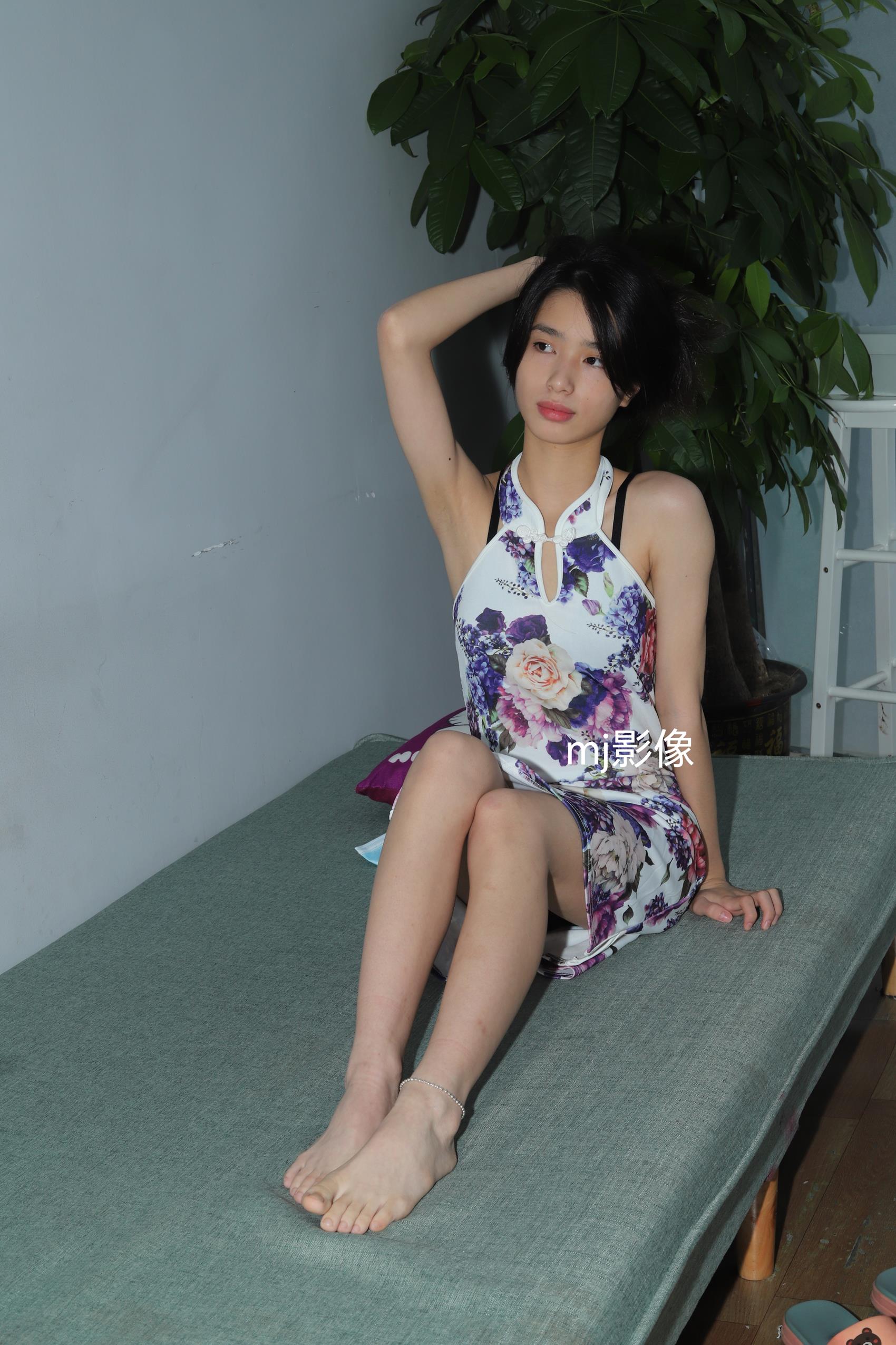 图片[55]-Pary摄影 NO.073 新模小陈展示37码纤薄秀气美脚[99P] – 速更版-美库