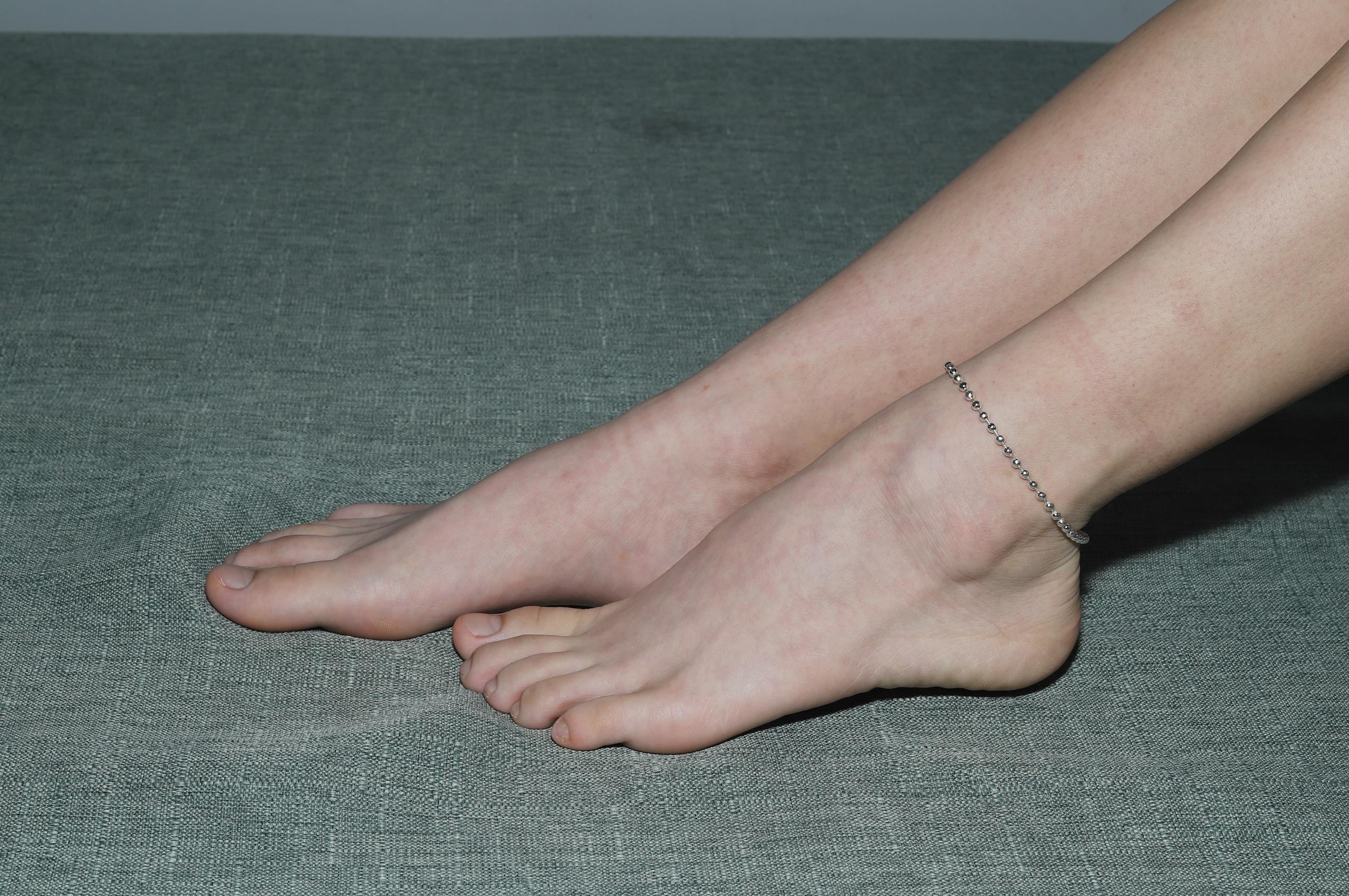 图片[68]-Pary摄影 NO.073 新模小陈展示37码纤薄秀气美脚[99P] – 速更版-美库