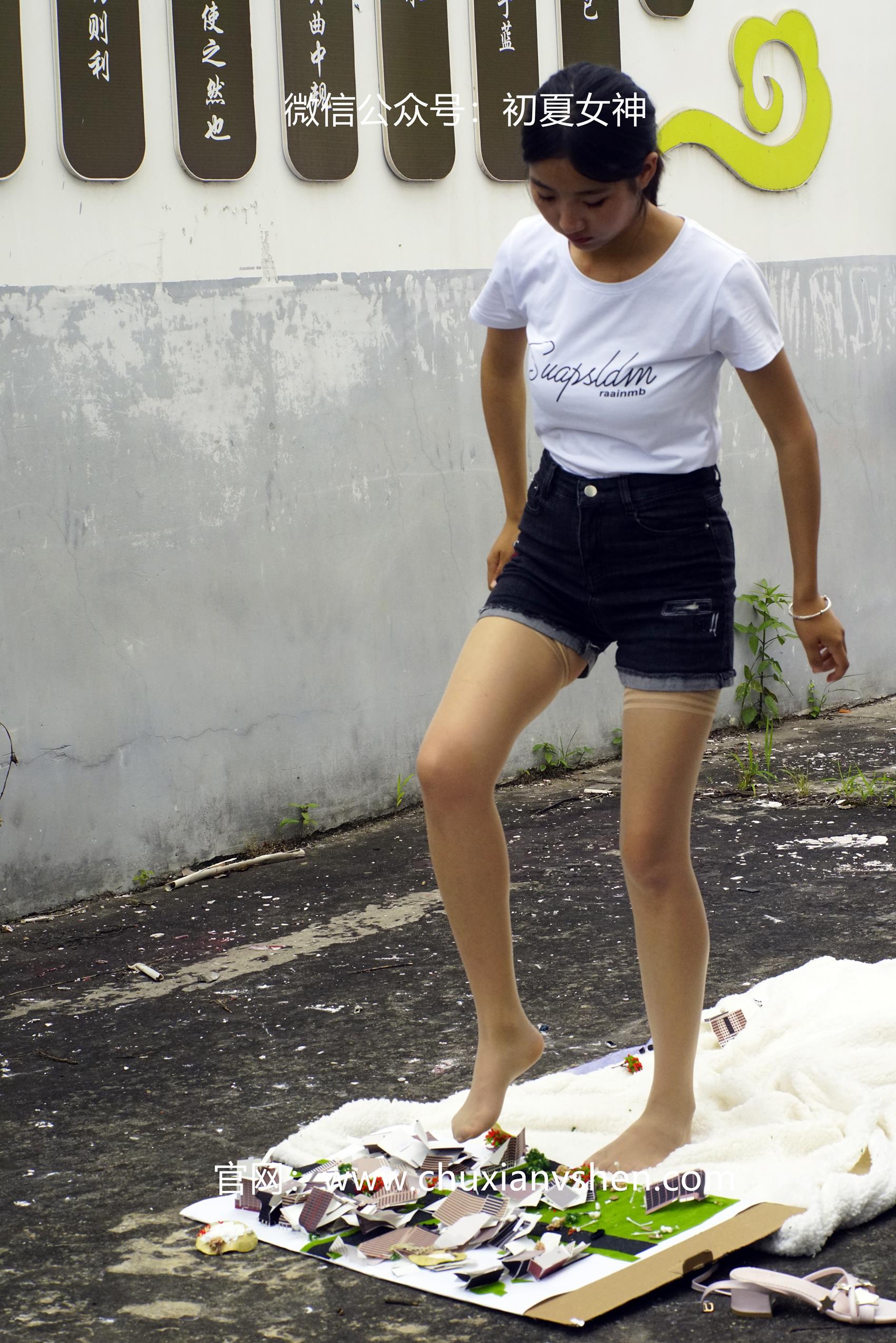 图片[80]-初夏女神 NO.066 点点 误入小人国[110P] – 速更版-美库