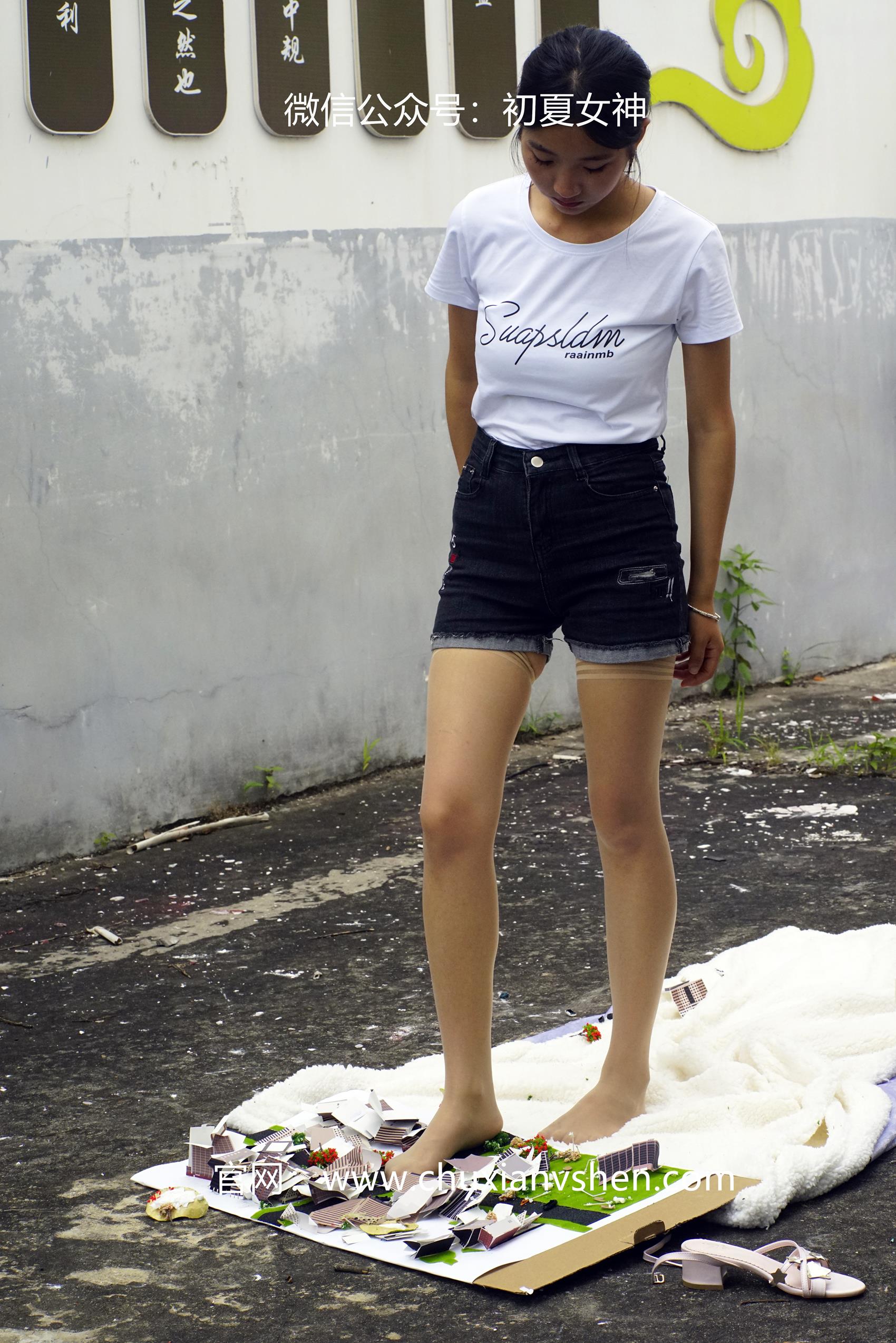 图片[81]-初夏女神 NO.066 点点 误入小人国[110P] – 速更版-美库