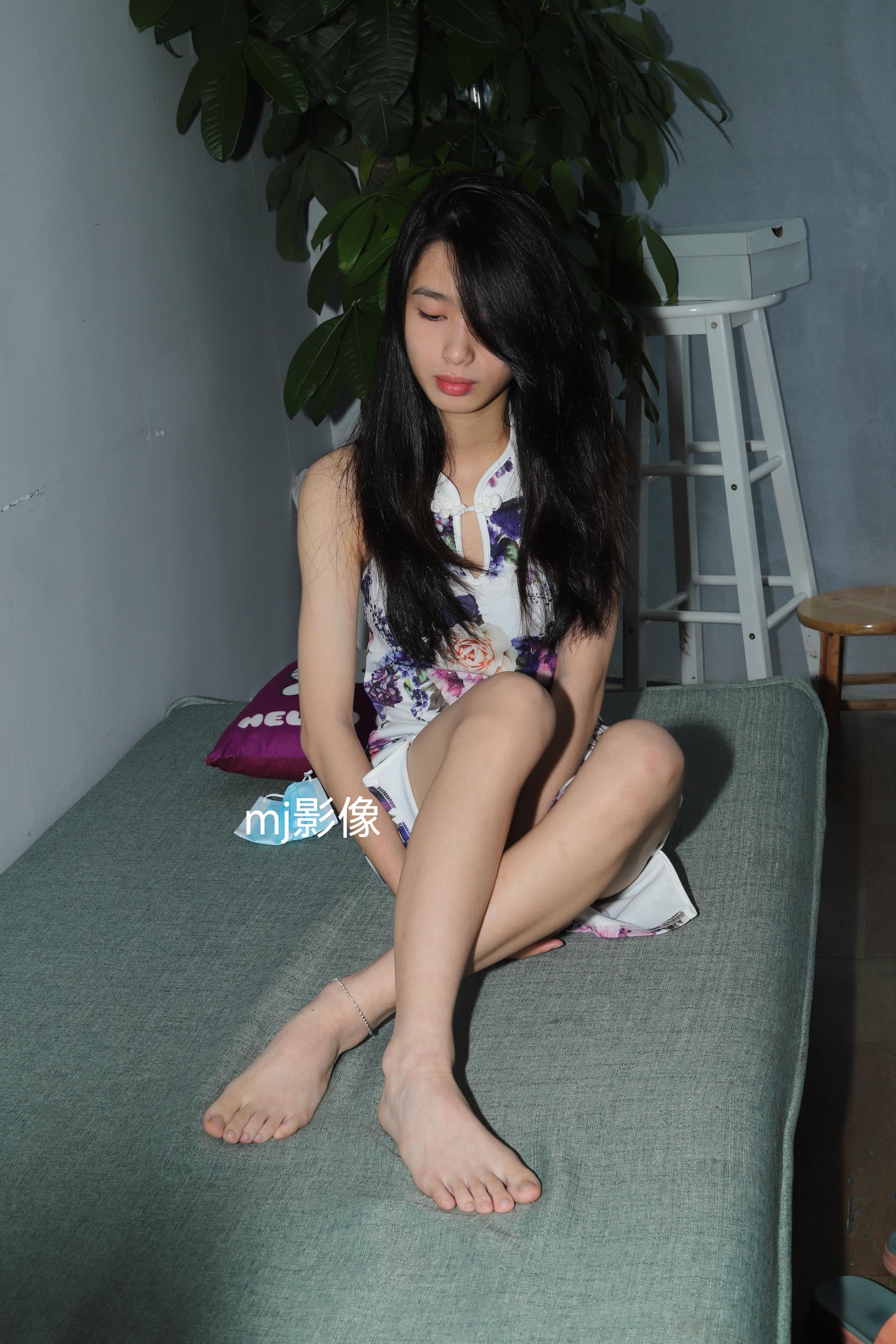 图片[76]-Pary摄影 NO.073 新模小陈展示37码纤薄秀气美脚[99P] – 速更版-美库