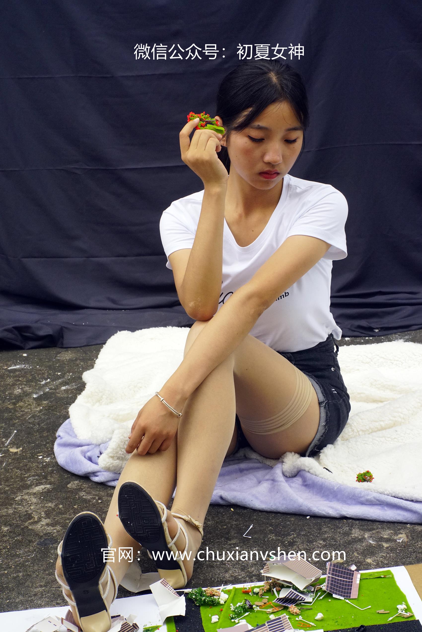 图片[94]-初夏女神 NO.066 点点 误入小人国[110P] – 速更版-美库