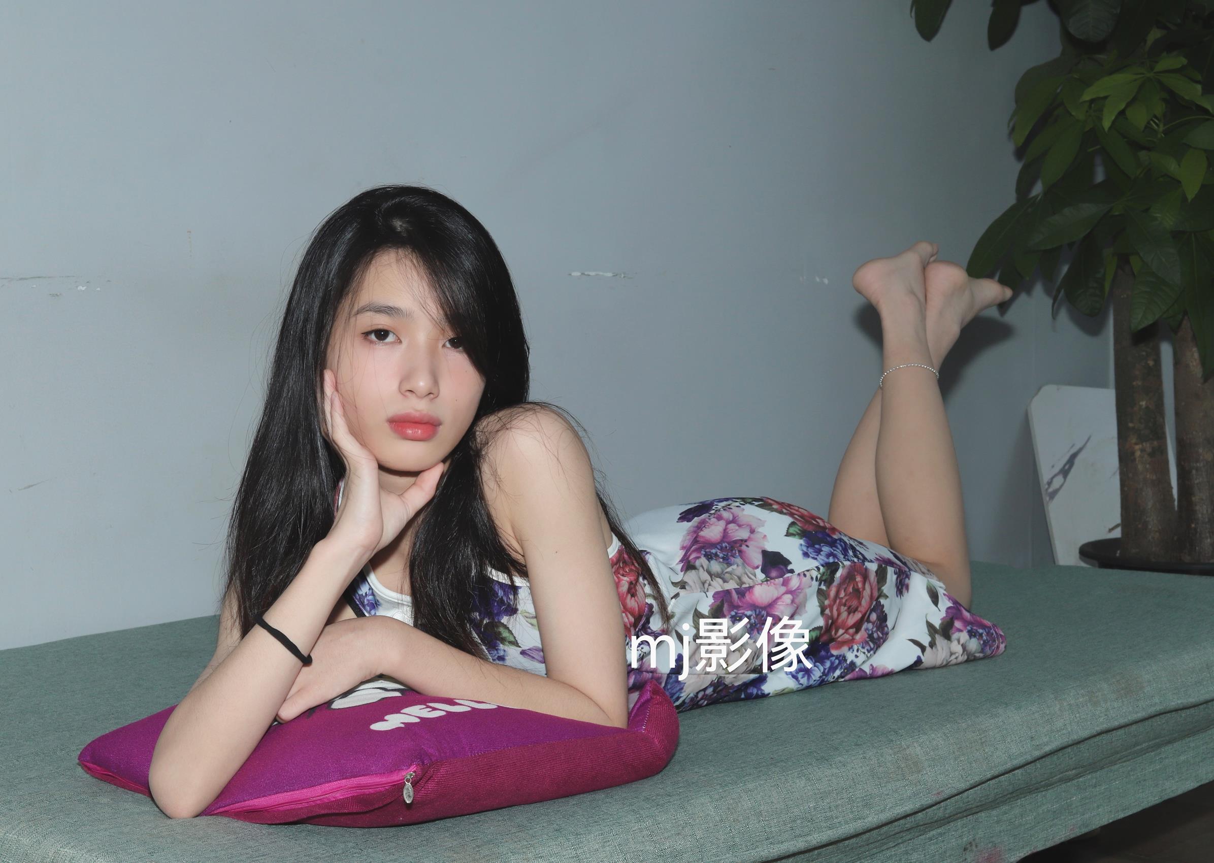 图片[87]-Pary摄影 NO.073 新模小陈展示37码纤薄秀气美脚[99P] – 速更版-美库