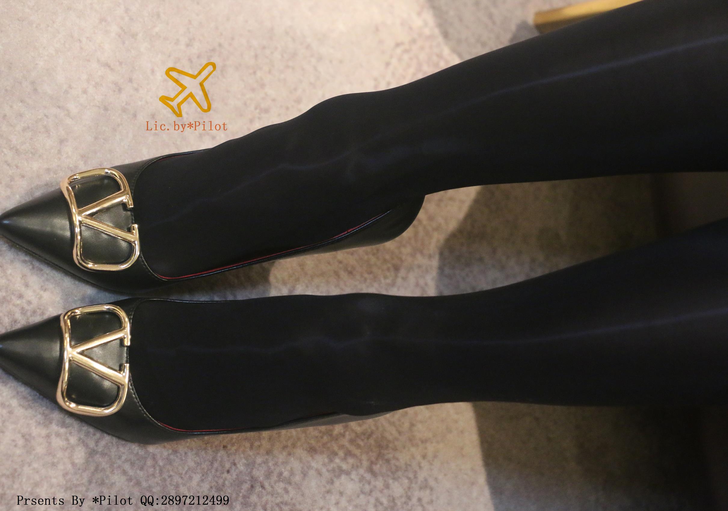 图片[18]-[Pilot]NO.005 小雯-油亮黑丝[65P] – 速更版-美库