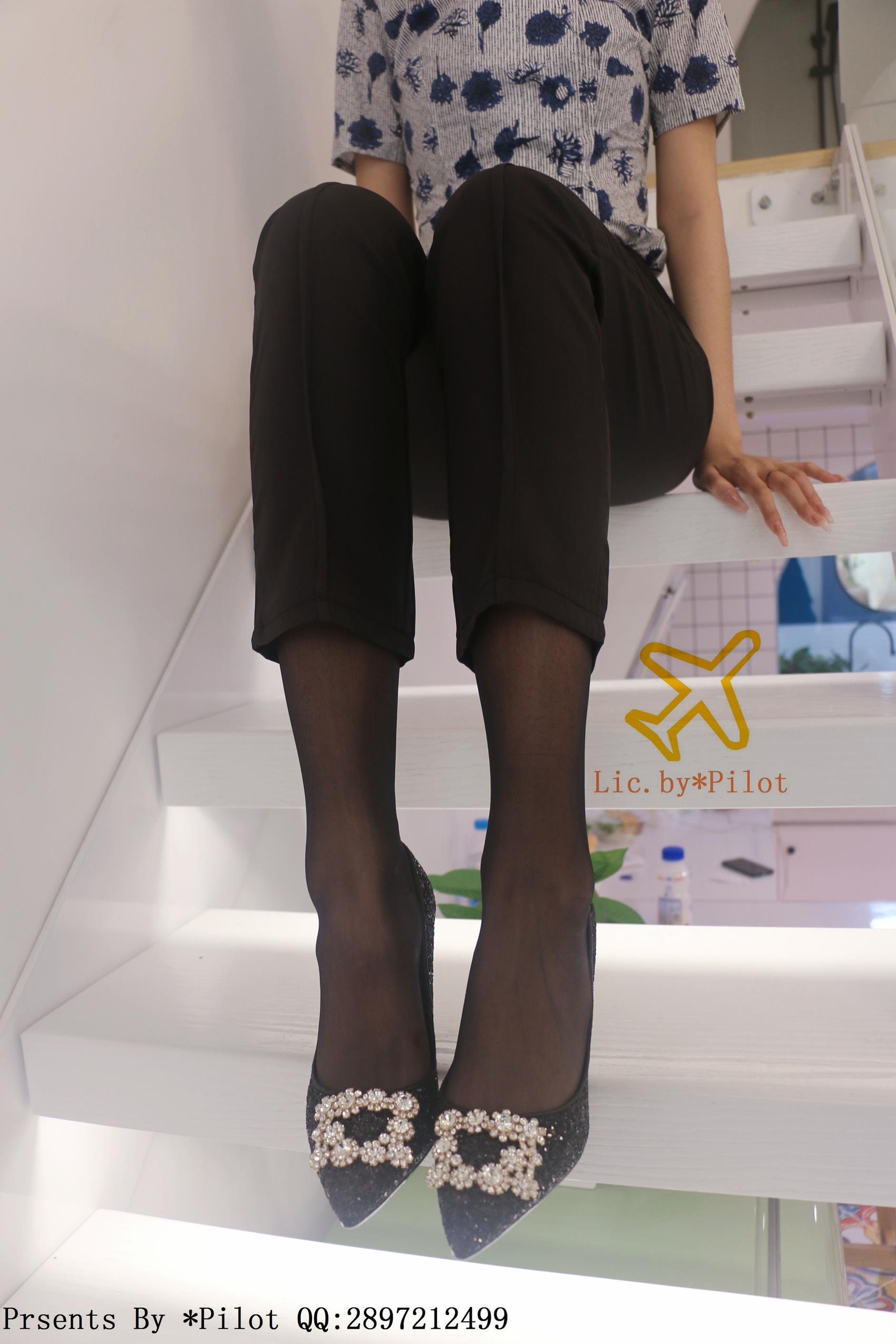 图片[44]-[Pilot]NO.004 身高175的新疆女孩-东航黑丝[55P] – 速更版-美库