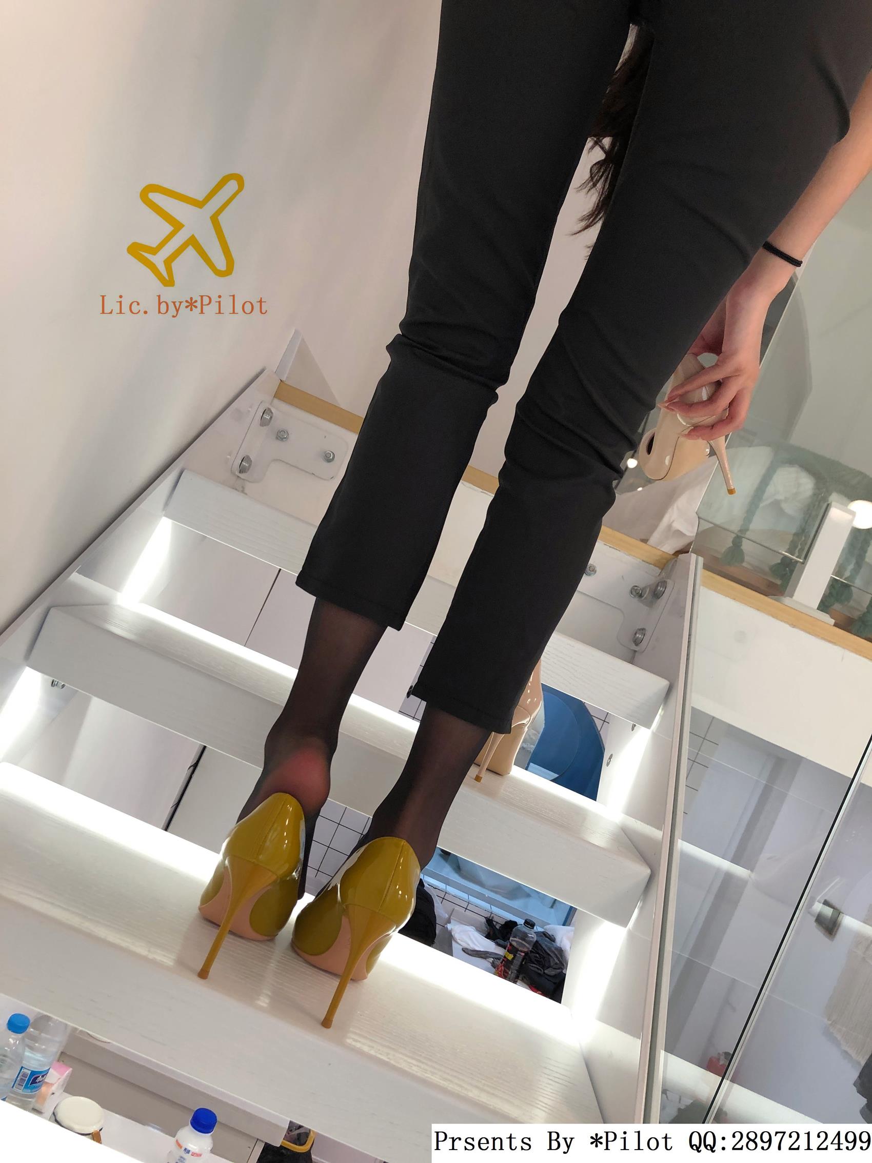 图片[48]-[Pilot]NO.004 身高175的新疆女孩-东航黑丝[55P] – 速更版-美库