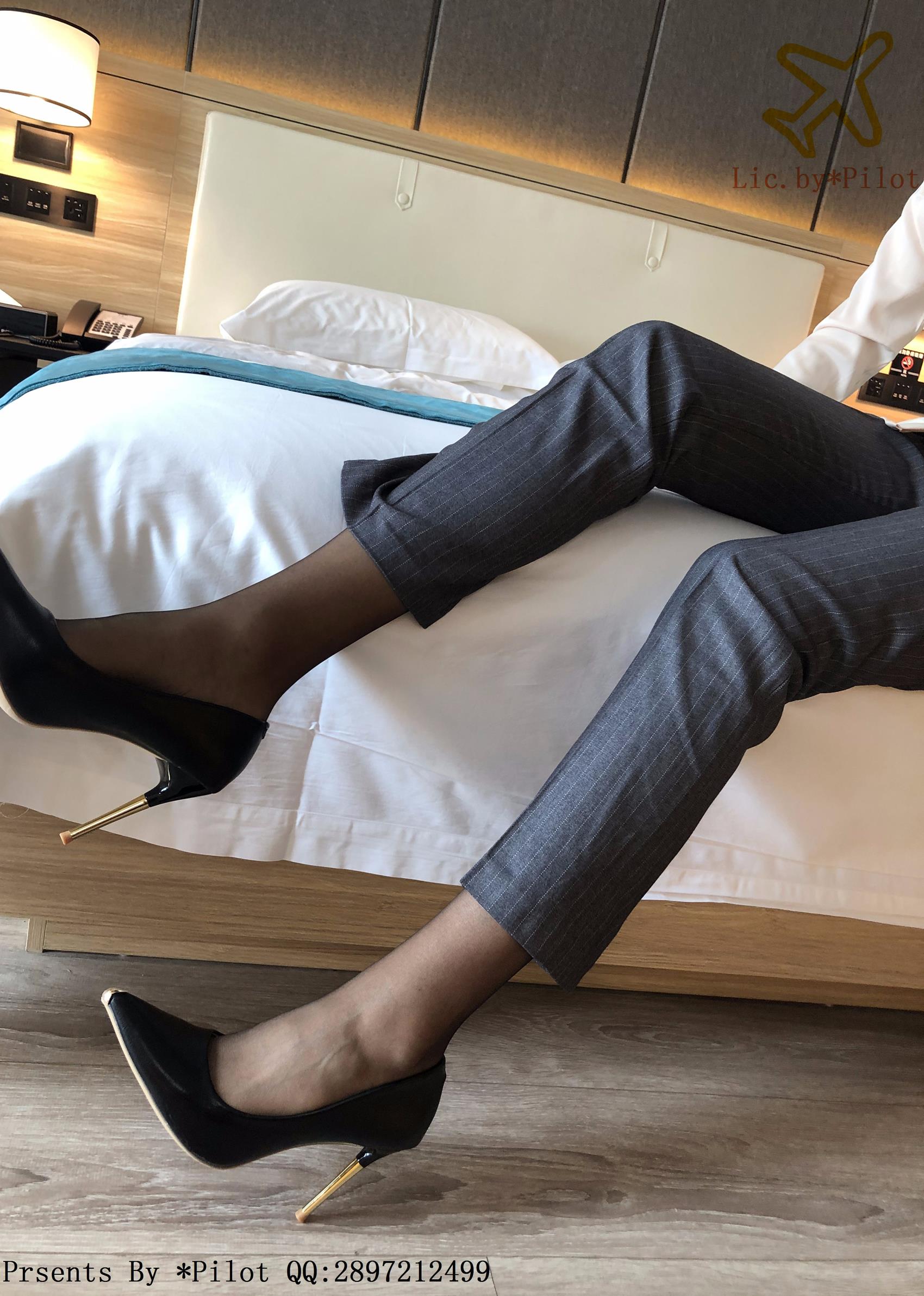 图片[28]-[Pilot]NO.009 爱穿正装的OL小乐-裤里黑丝[38P] – 速更版-美库