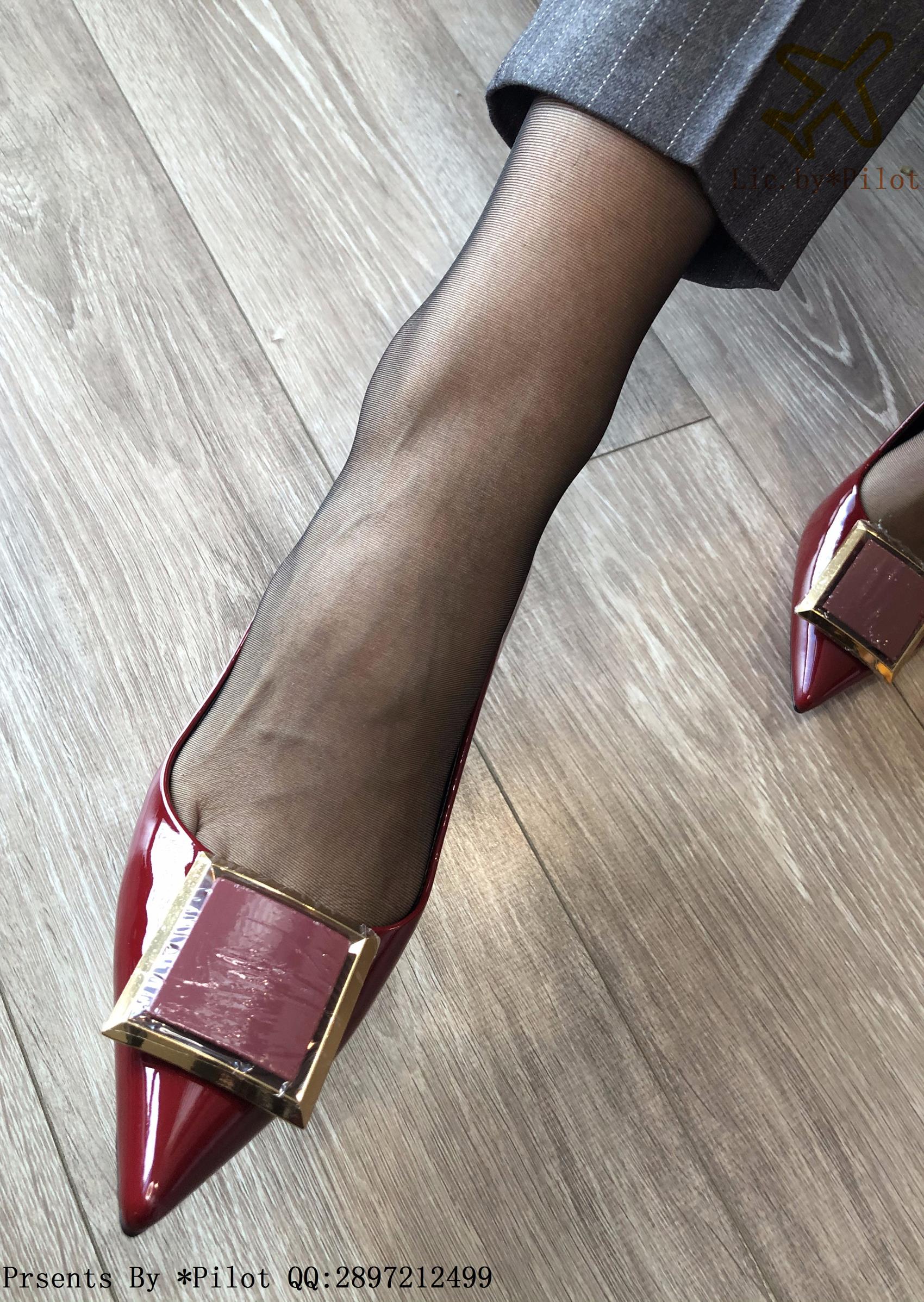 图片[34]-[Pilot]NO.009 爱穿正装的OL小乐-裤里黑丝[38P] – 速更版-美库