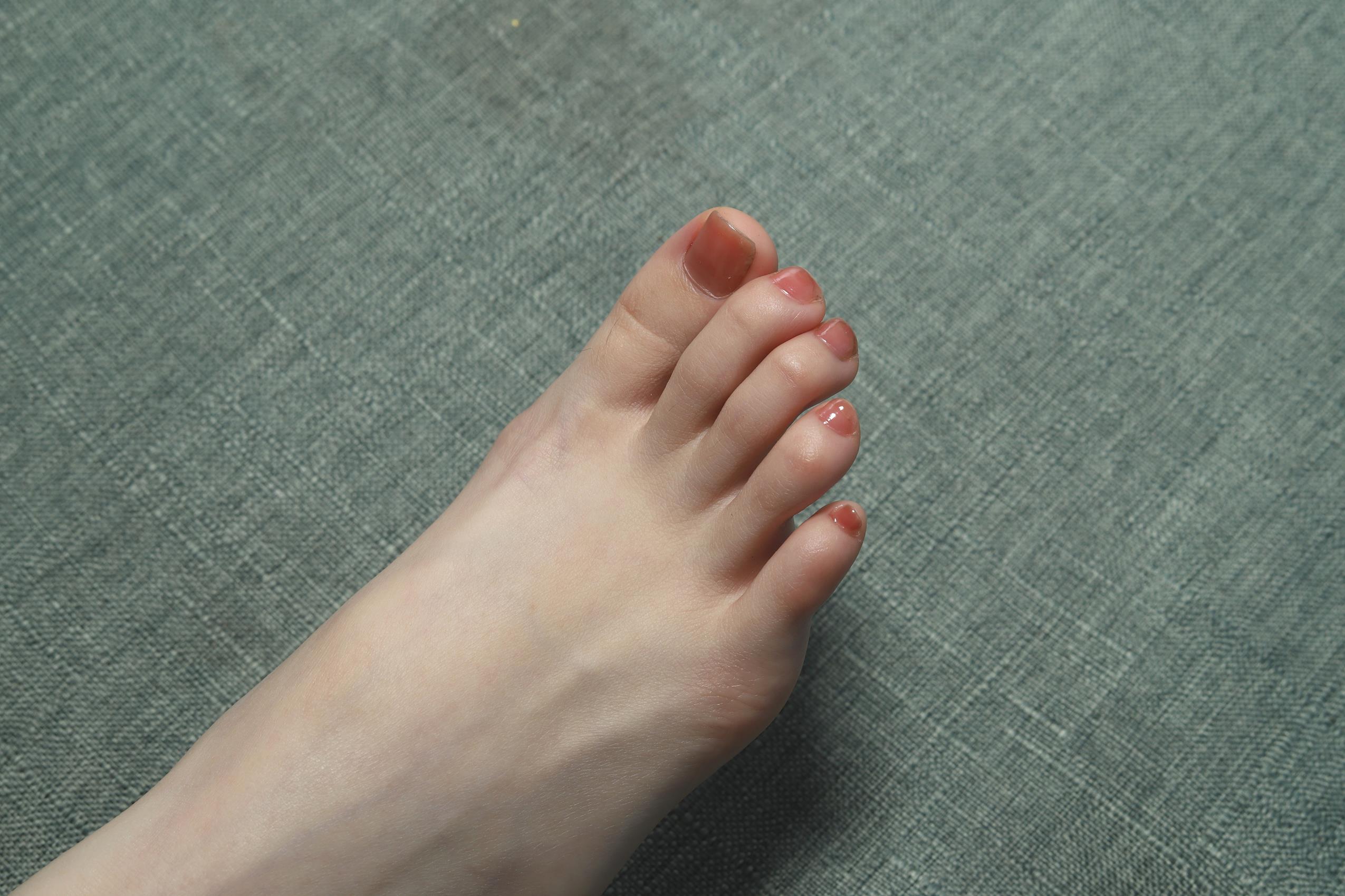 图片[34]-Pary摄影 NO.074 小表妹再次展示超美小嫩脚[100P] – 速更版-美库