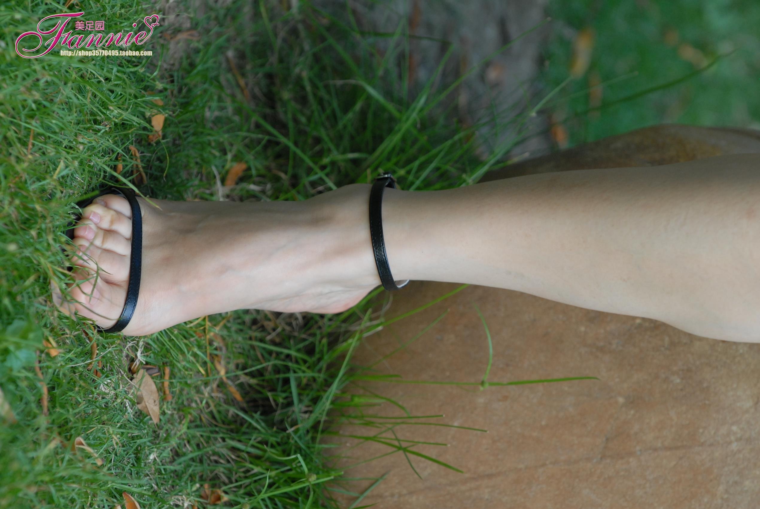 图片[17]-Fannie芬妮每足园 No.284 绿草如茵的家园 芳香盈路 [33P] – 速更版-美库