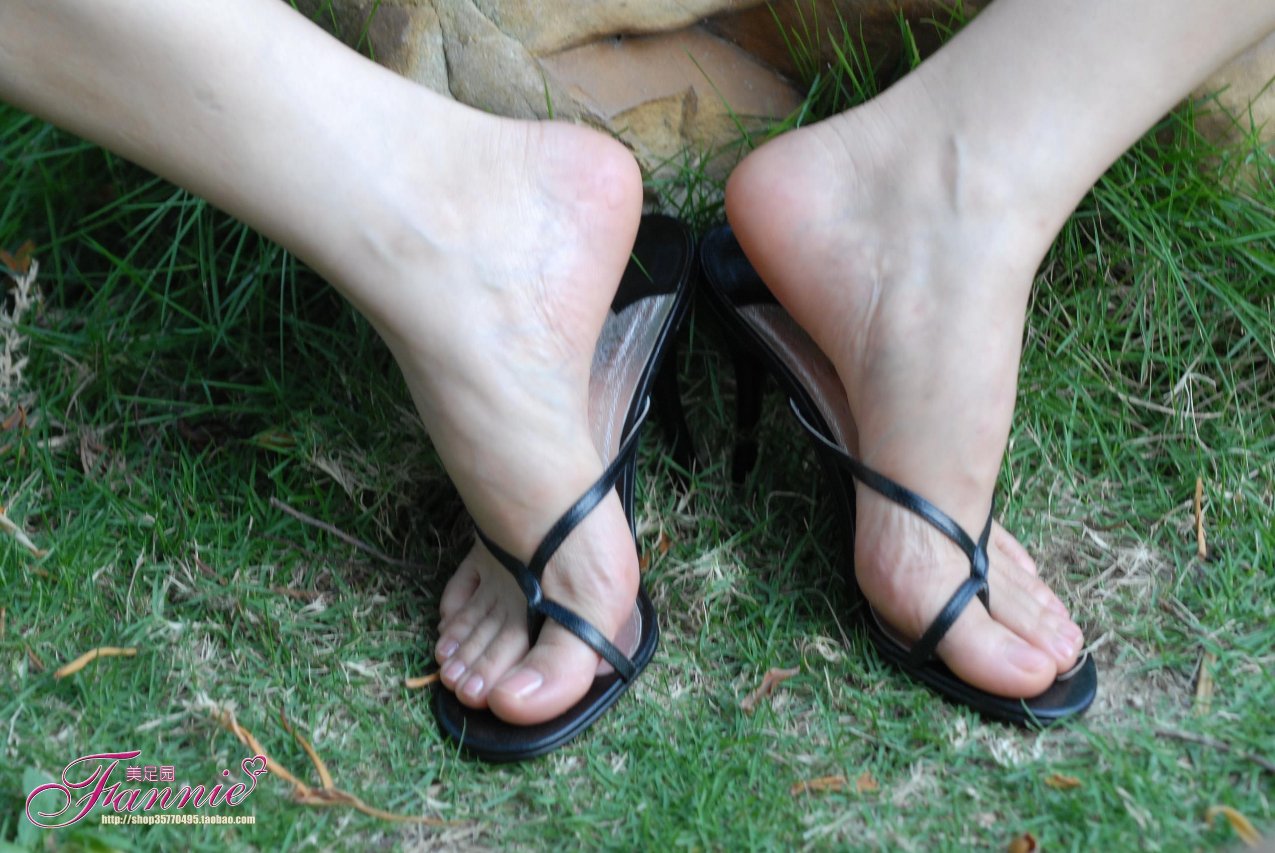 图片[19]-Fannie芬妮每足园 No.285 绿草如茵的家园 古榕 [26P] – 速更版-美库