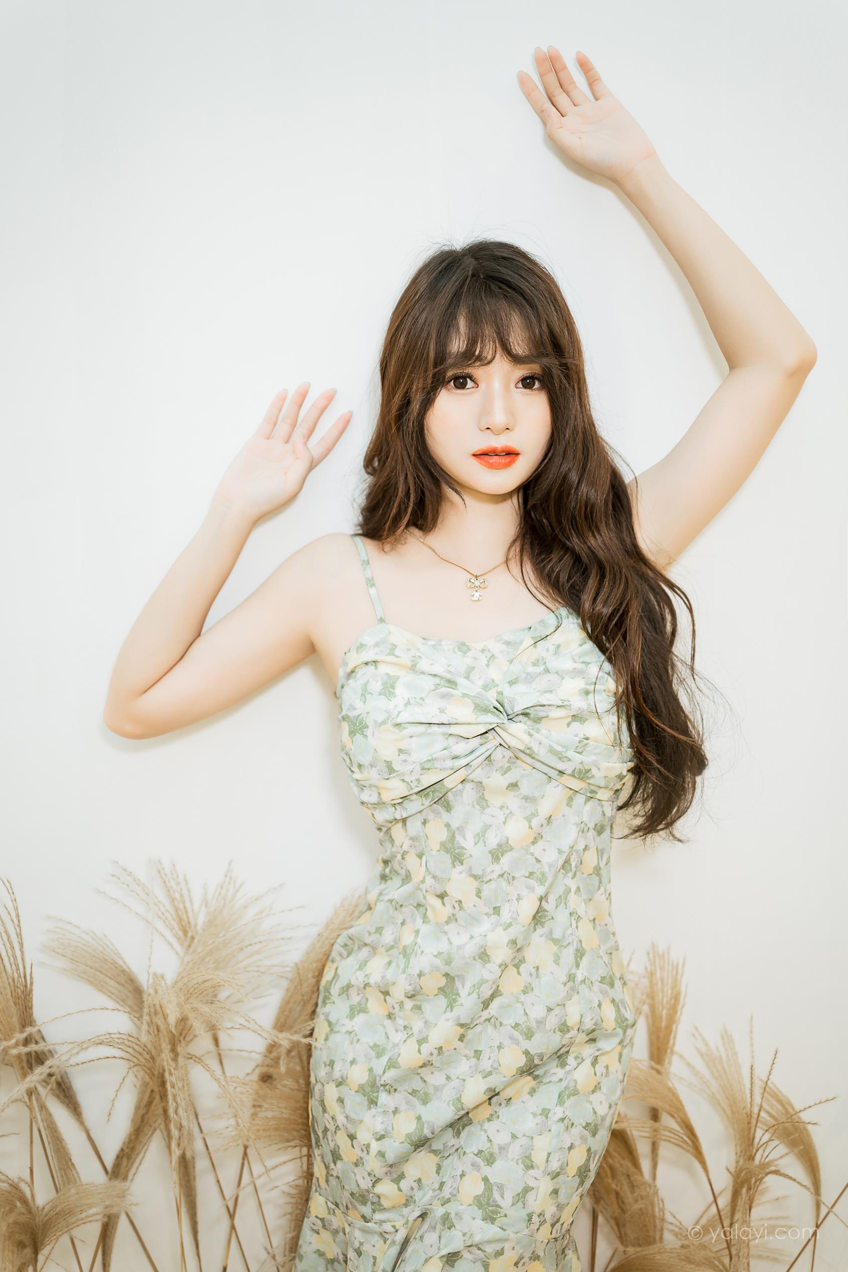 图片[18]-[YALAYI雅拉伊]2023.08.07 NO.1056 小花裙 小亭[45+1P] – 速更版-美库