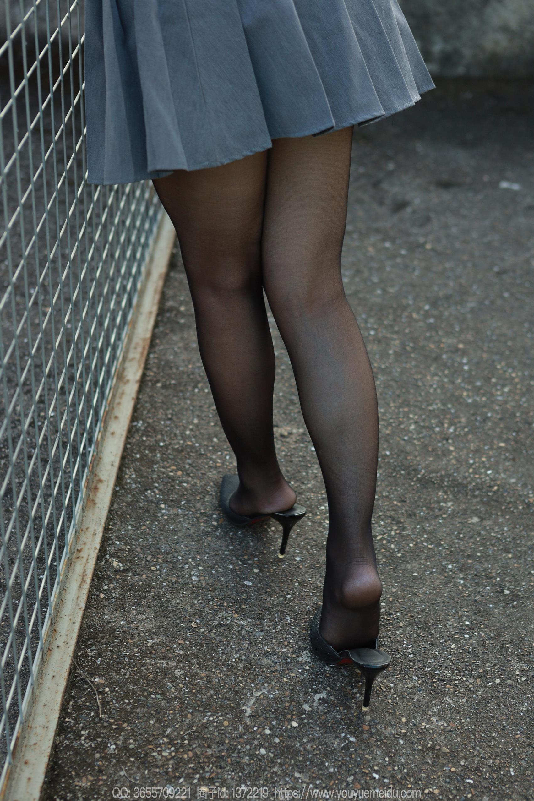 图片[38]-[IESS异思趣向] 2023.11.01 丝享家1574：秋秋《灰色小礼裙》[78P] – 速更版-美库