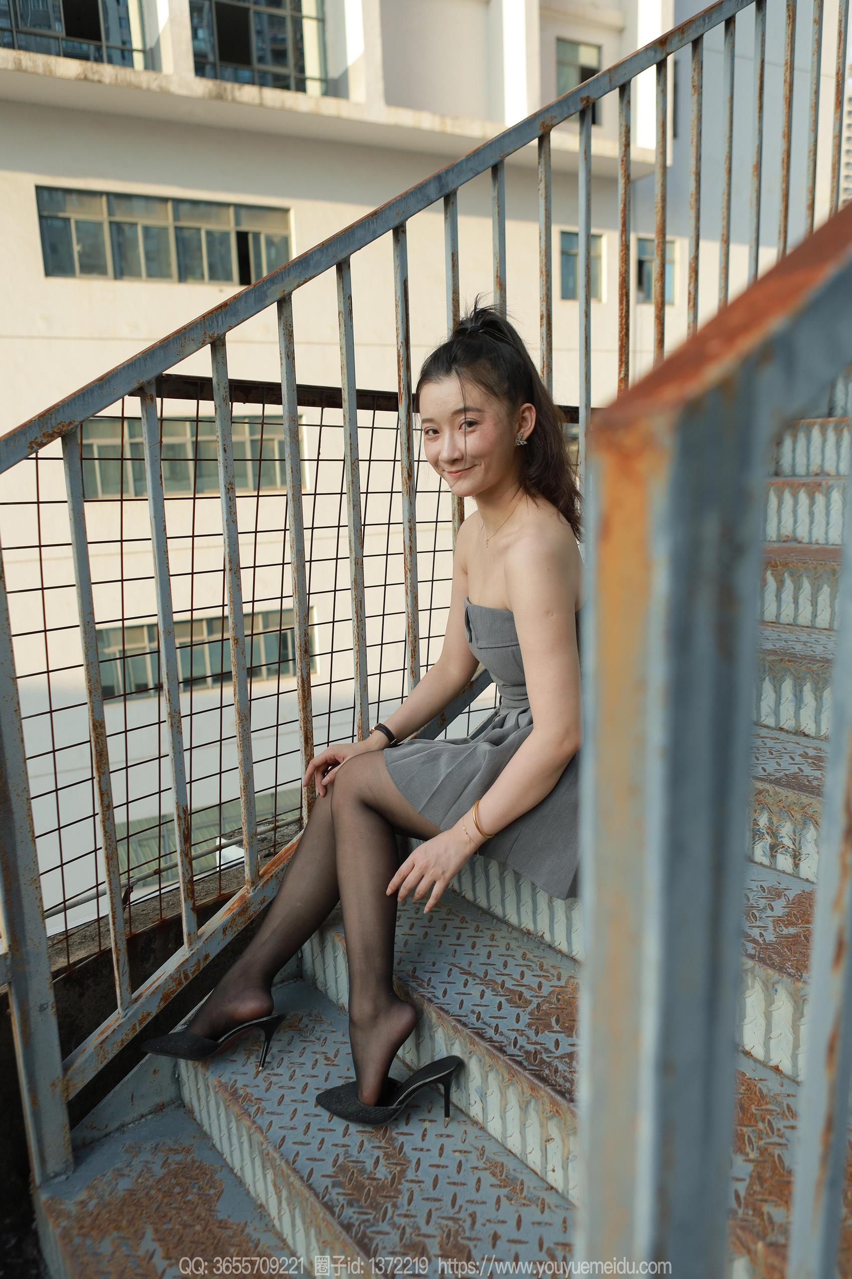 图片[59]-[IESS异思趣向] 2023.11.01 丝享家1574：秋秋《灰色小礼裙》[78P] – 速更版-美库