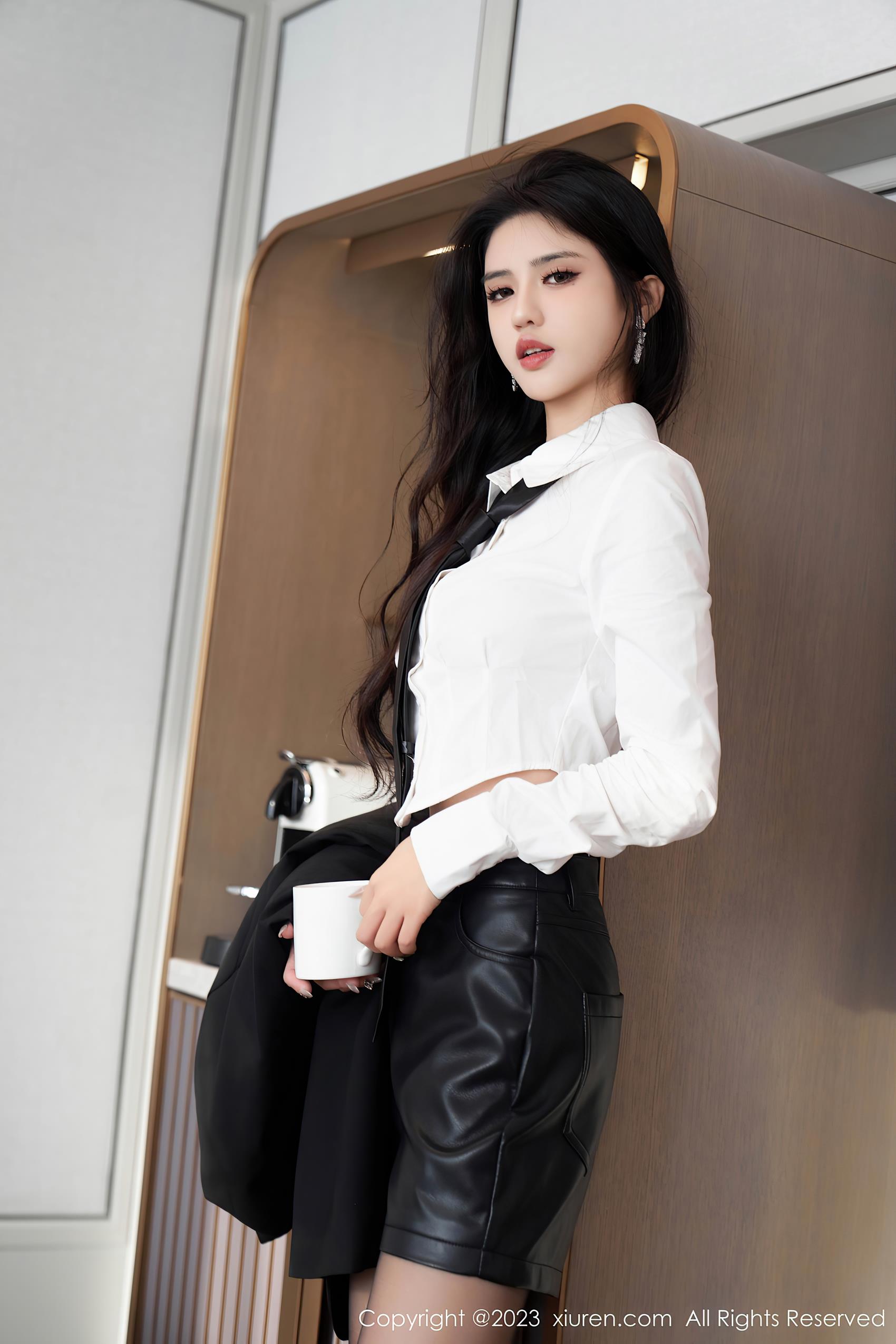 图片[13]-[Xiuren秀人网]2023.10.25 NO.7560 浅浅Danny 皮裤黑丝[68+1P] – 速更版-美库