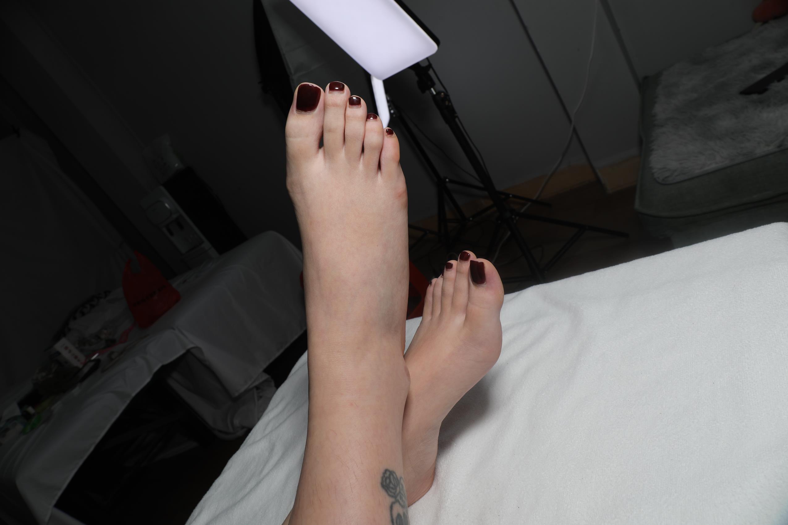 图片[88]-Pary摄影 NO.075 小仪再次展示38码大美脚[102P] – 速更版-美库