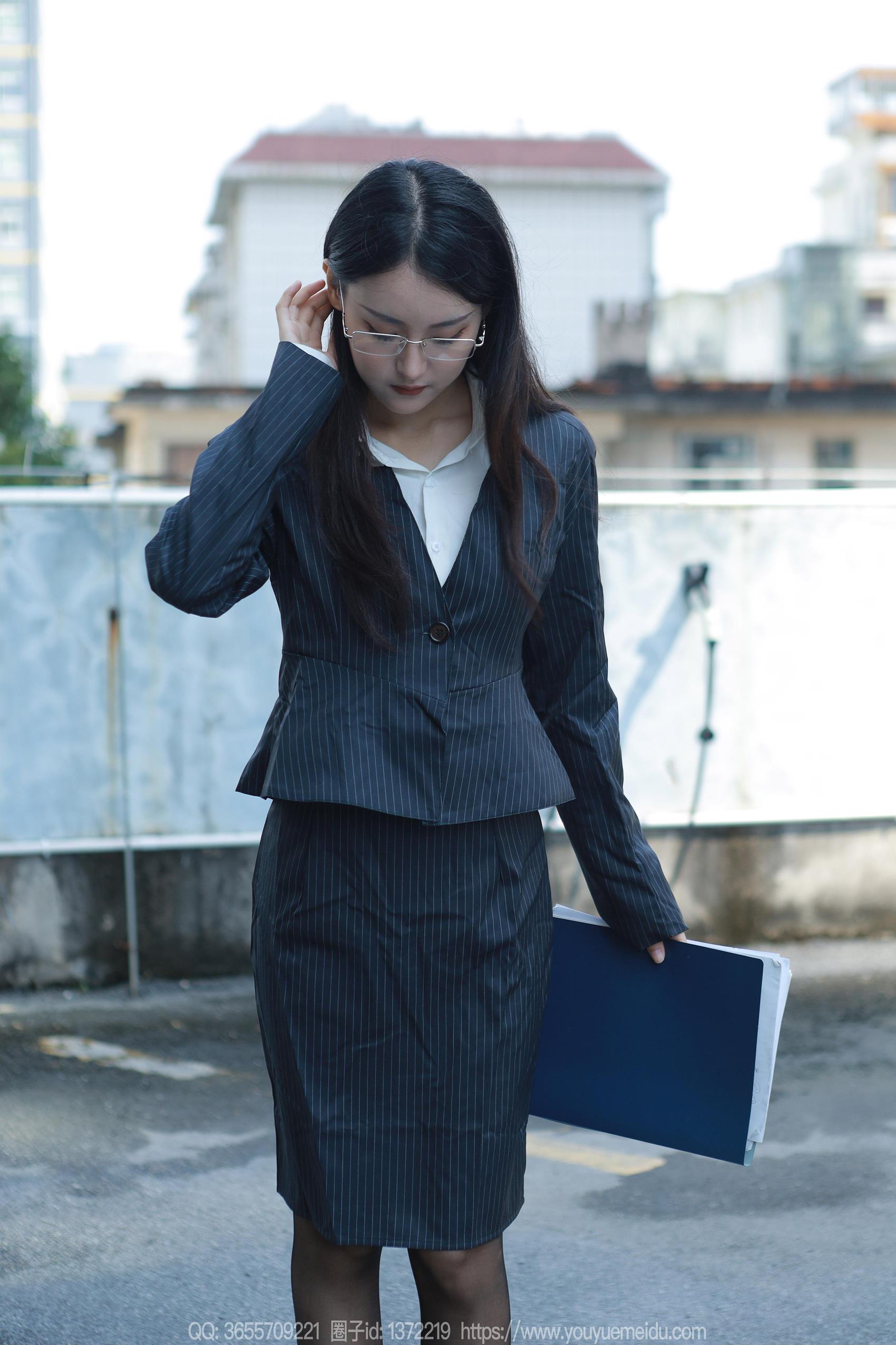 图片[30]-[IESS异思趣向] 2023.11.03 丝享家1576：小宝《懂事早到女人》[88P] – 速更版-美库