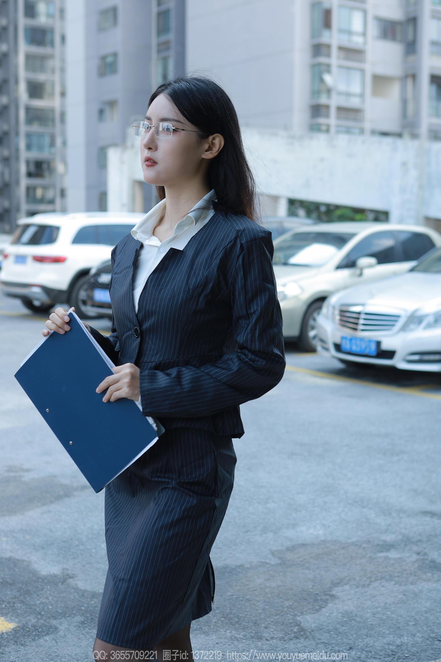 图片[39]-[IESS异思趣向] 2023.11.03 丝享家1576：小宝《懂事早到女人》[88P] – 速更版-美库